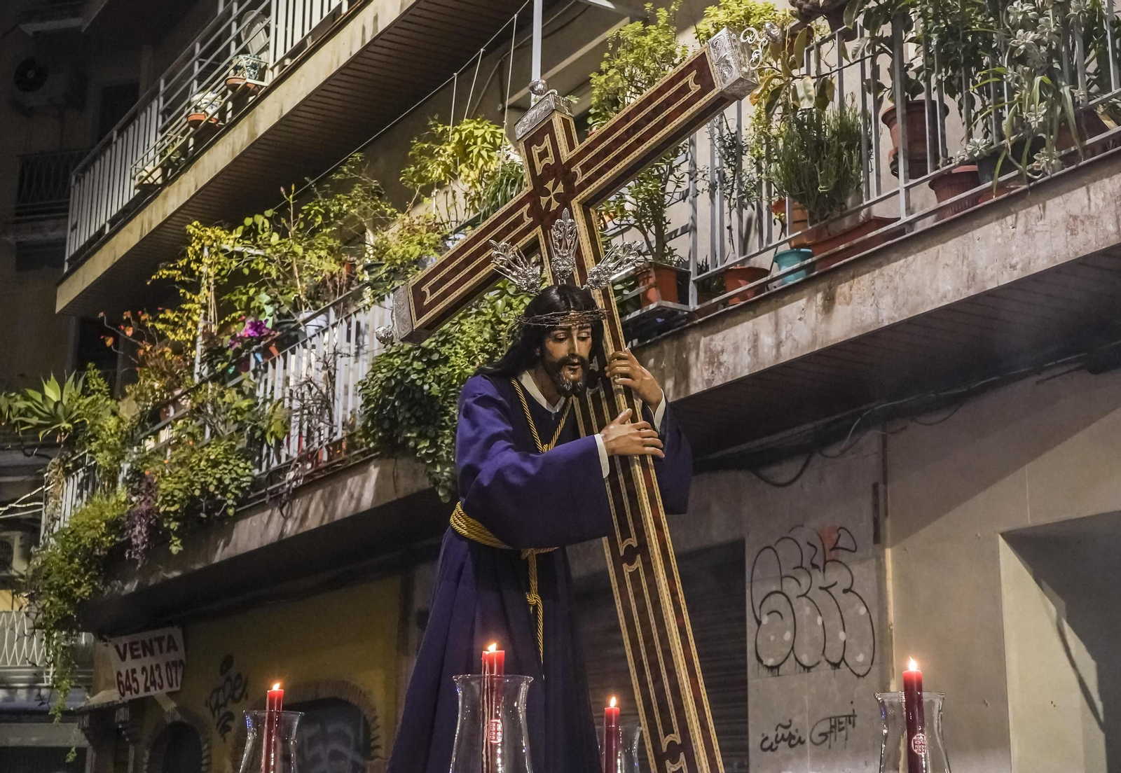 Vía crucis con la imagen del Nazareno de las Penas