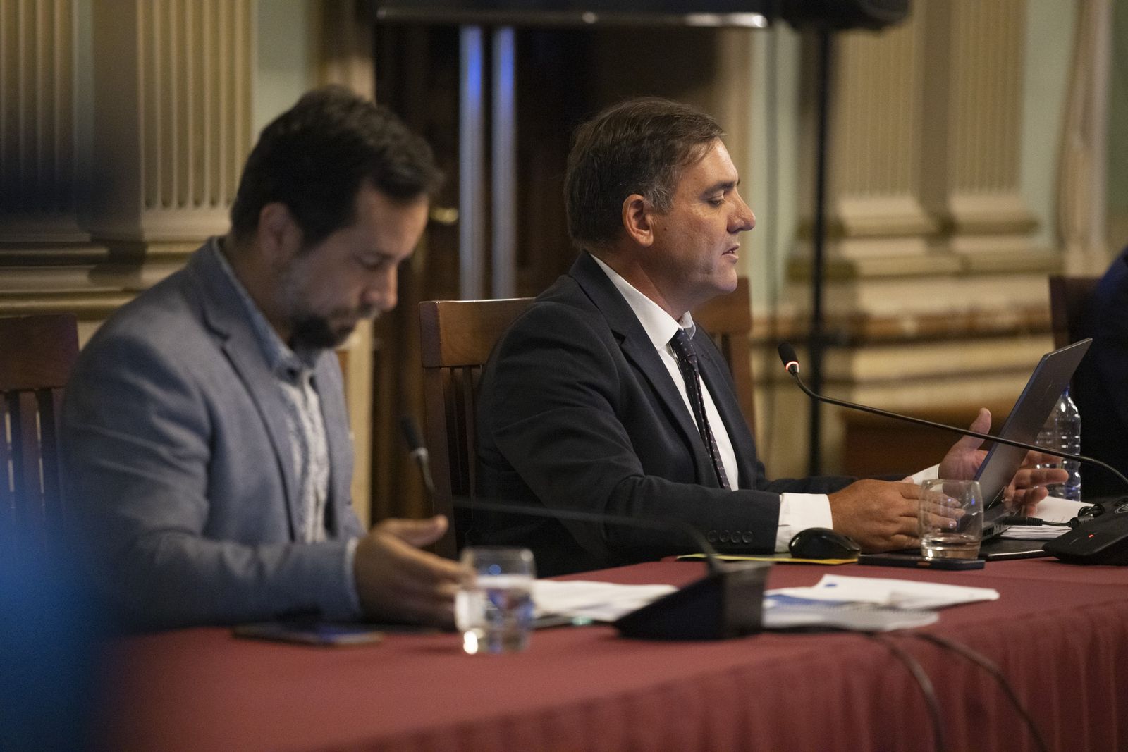 Imágenes del pleno en el Ayuntamiento de Huelva del miércoles 7 de agosto