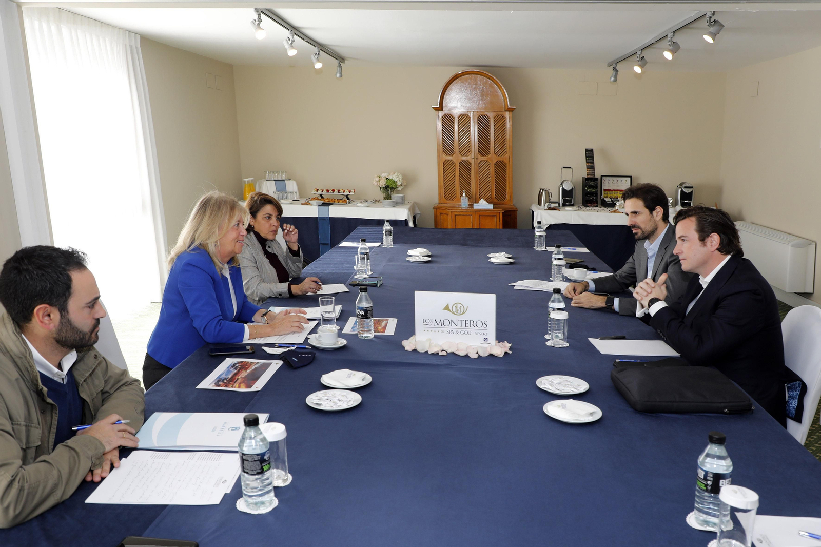 La reunión mantenida entre el Ayuntamiento y Stoneweg Hospitality.