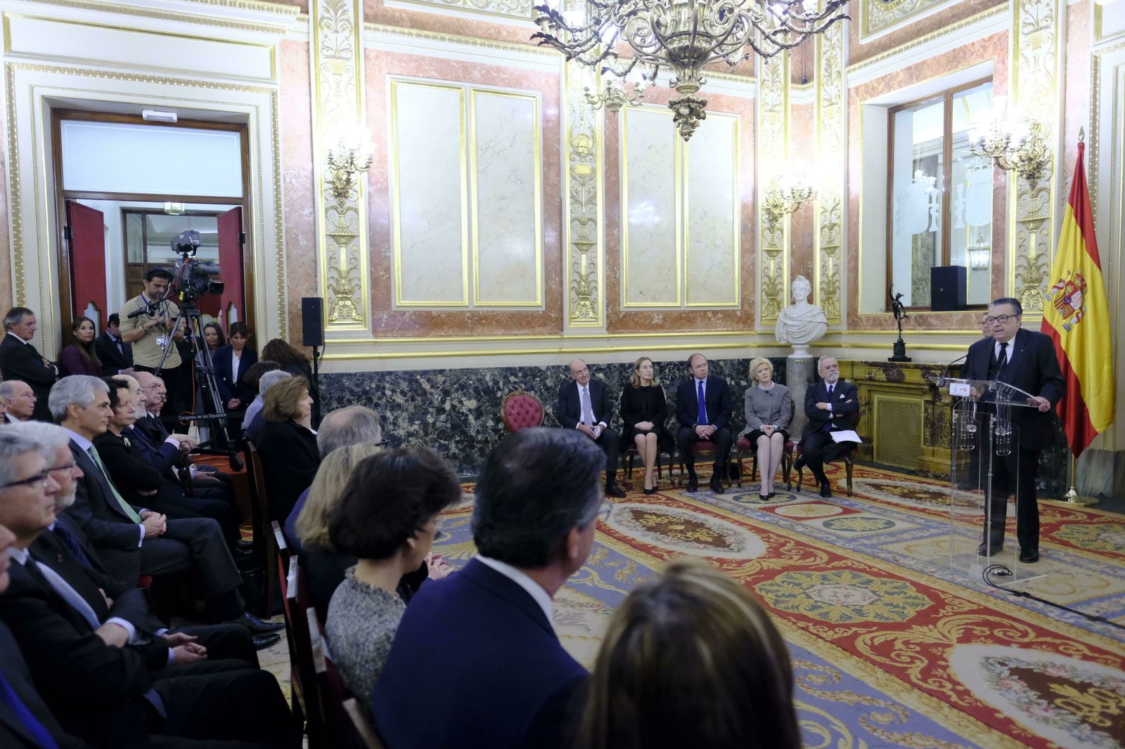 Las imágenes del homenaje a Pérez Llorca en el Congreso