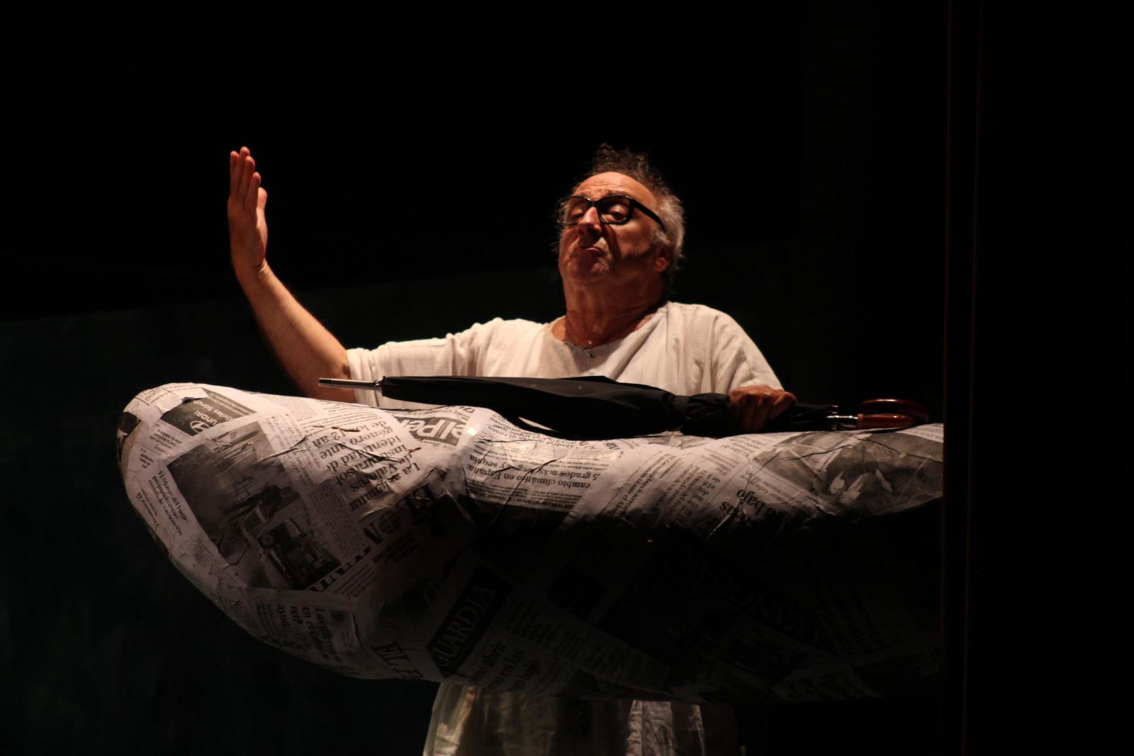 Un momento del espectáculo de Els Joglars