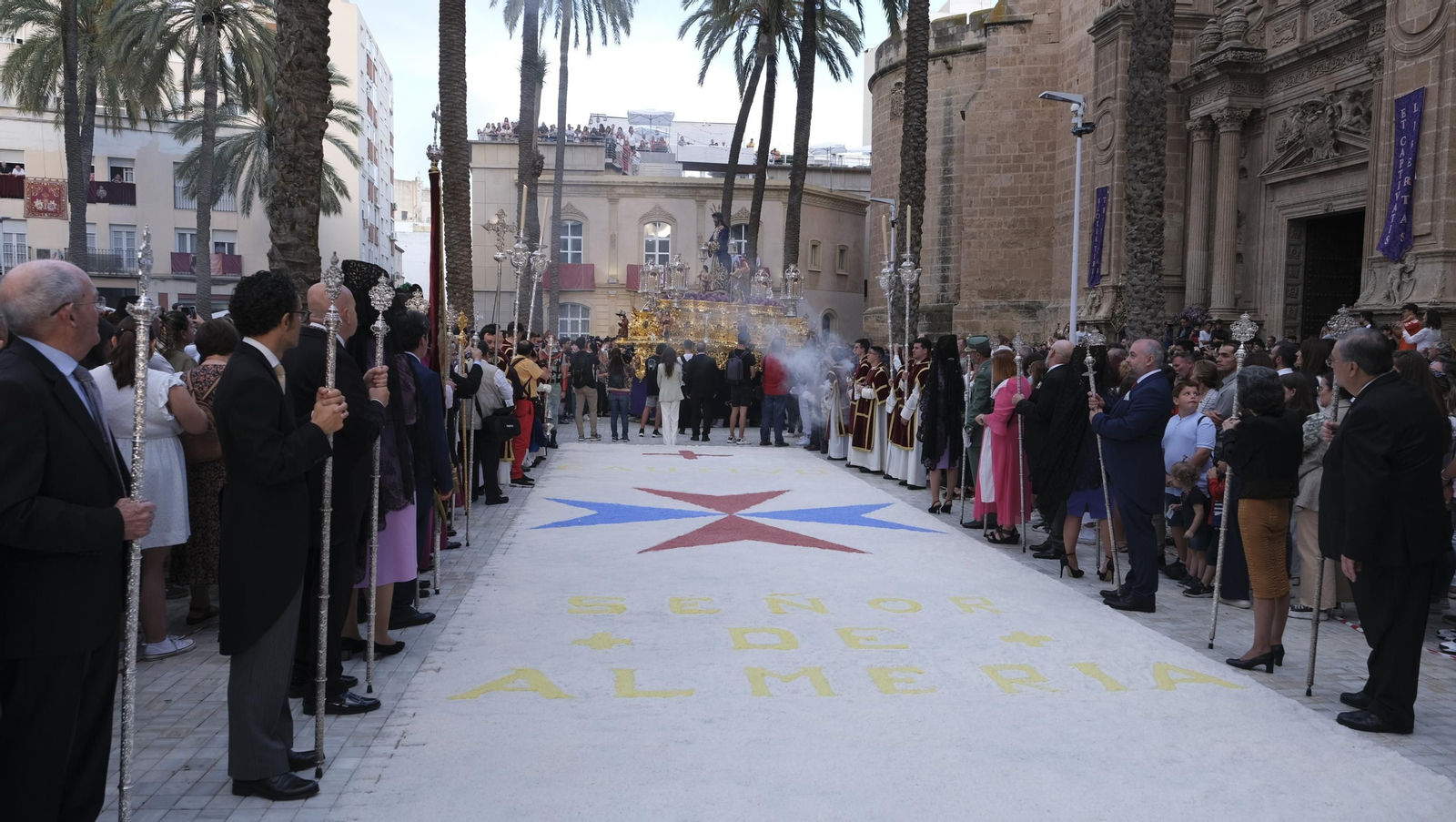 Imágenes de la salida extraordinaria de Jesús Cautivo de Medinaceli, por su 75 aniversario, Almería