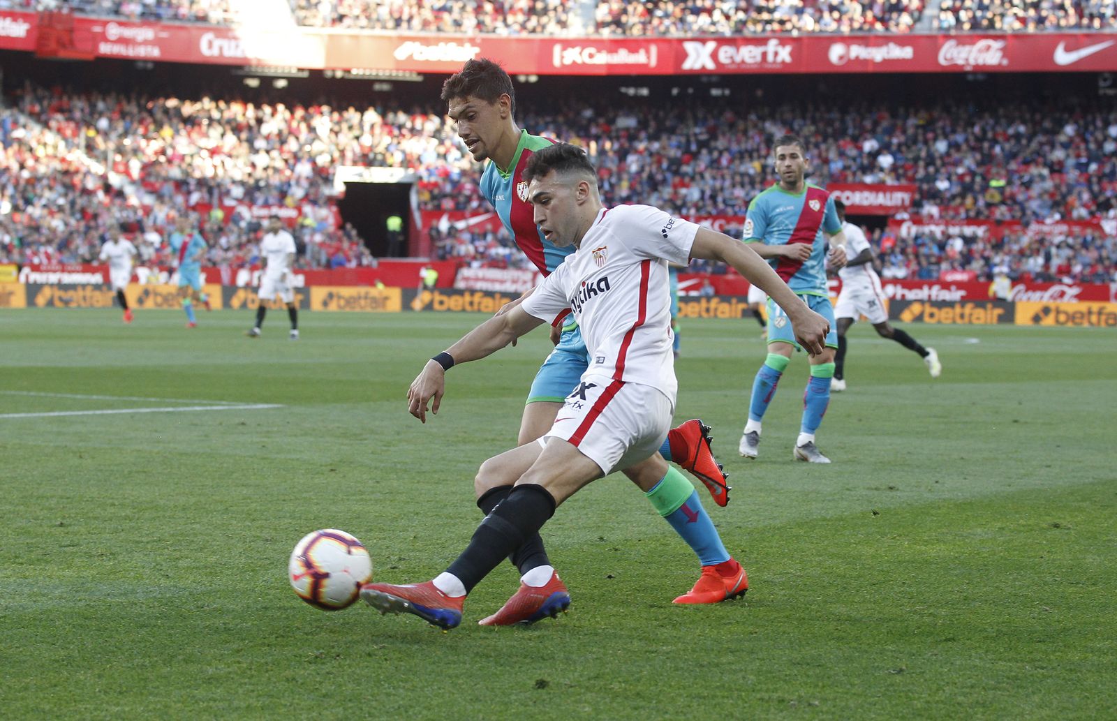 Todas las fotos del Sevilla-Rayo Vallecano