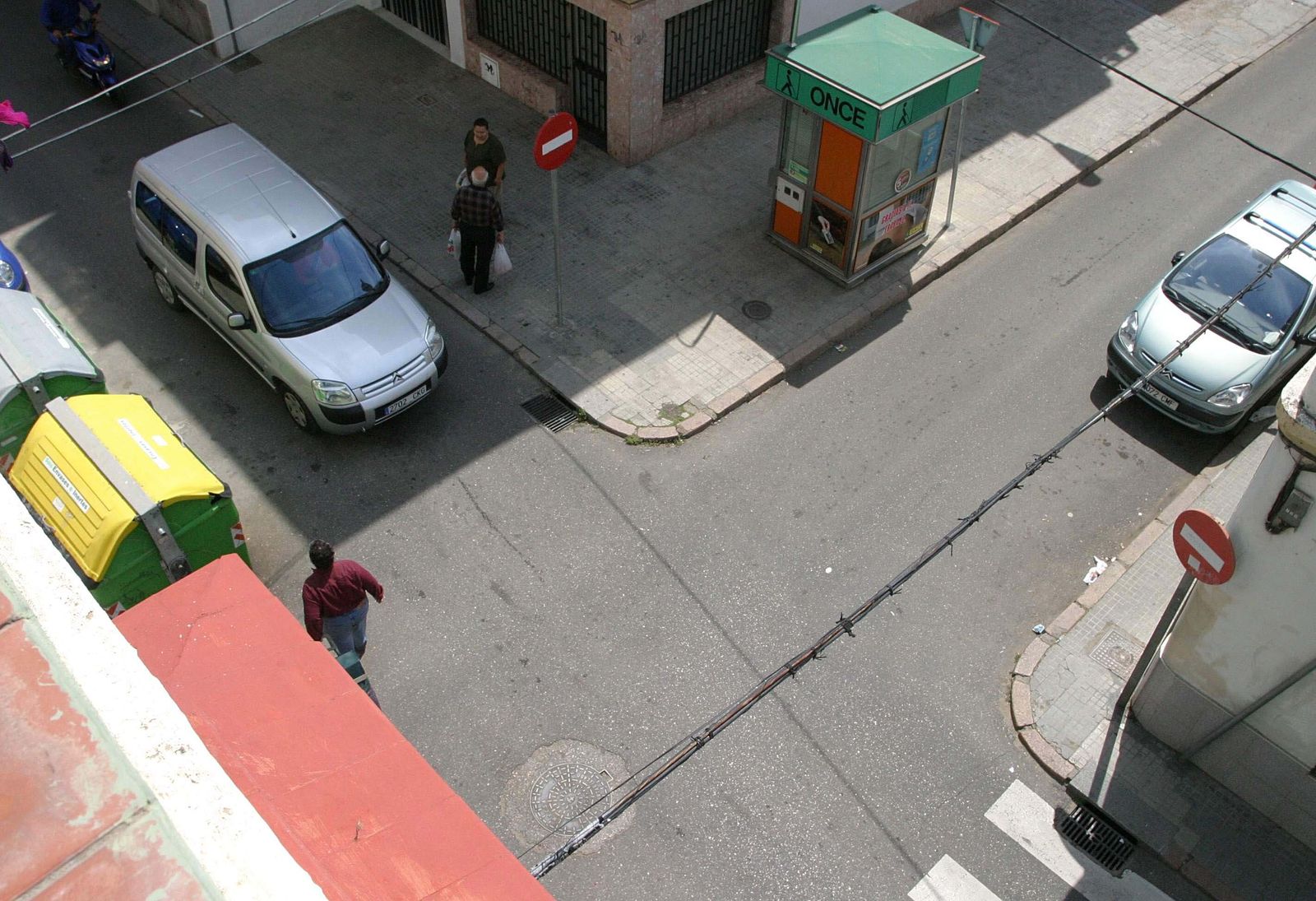 Cruce de calles en Huerta de la Reina.