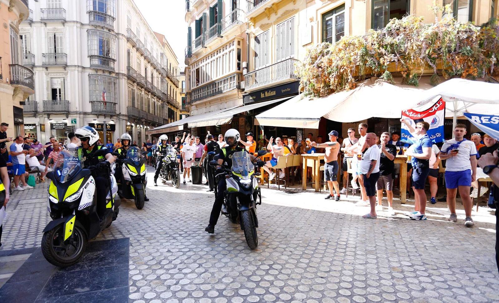 Las fotos de los hinchas del Rangers de Glasgow en Málaga