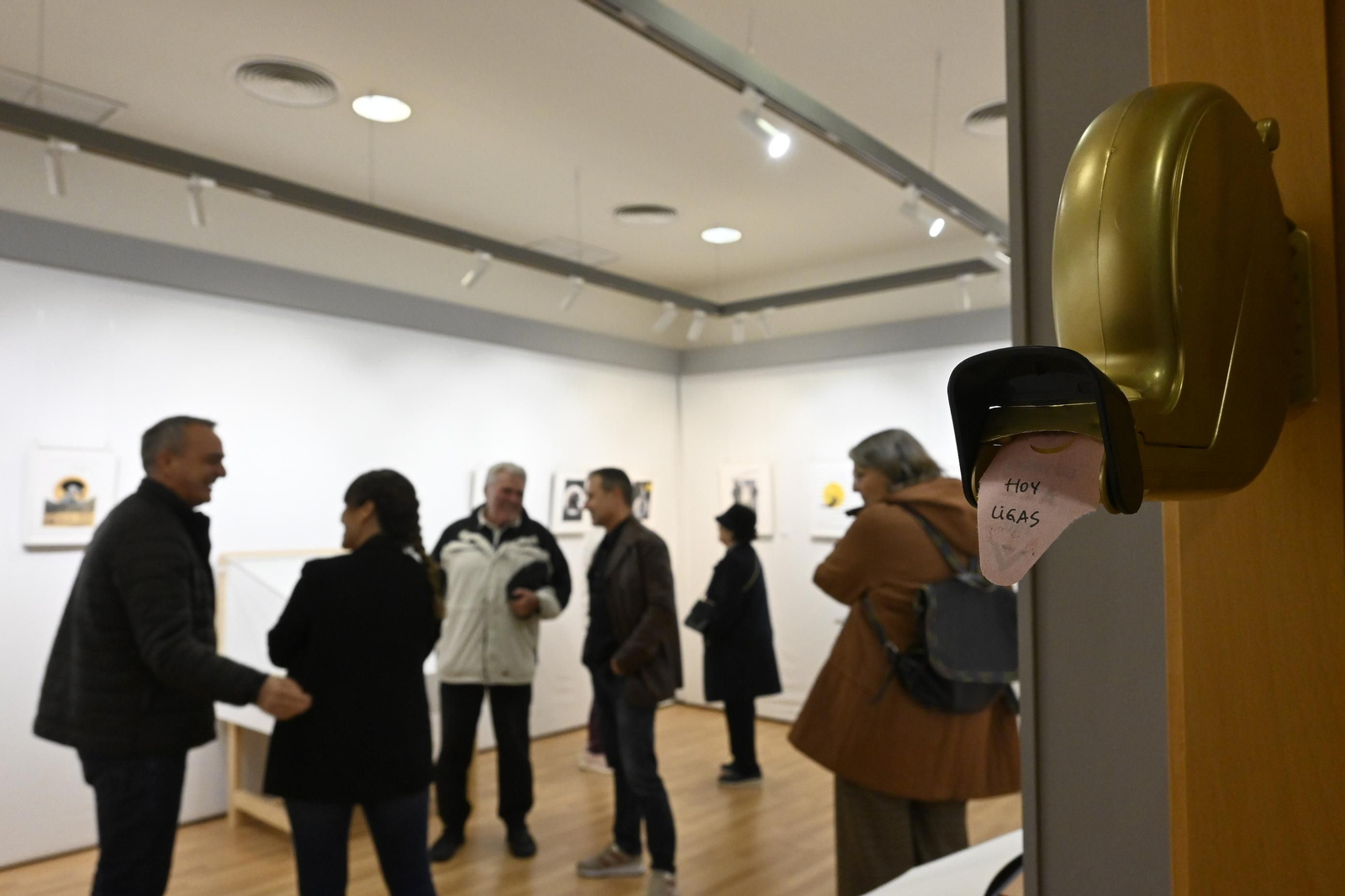 Inauguración de la exposición: Amor Propio de Ana Santos, en imágenes