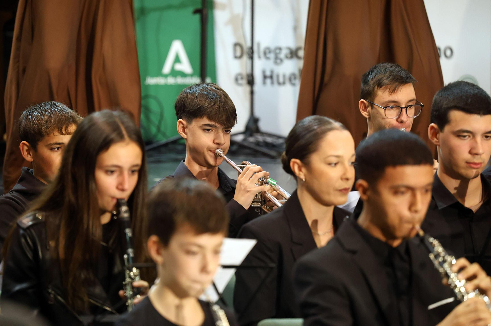 Imágenes del concierto del Conservatorio Profesional de Música 'Javier Perianes' con motivo de la celebración del Día de la Bandera de Andalucía