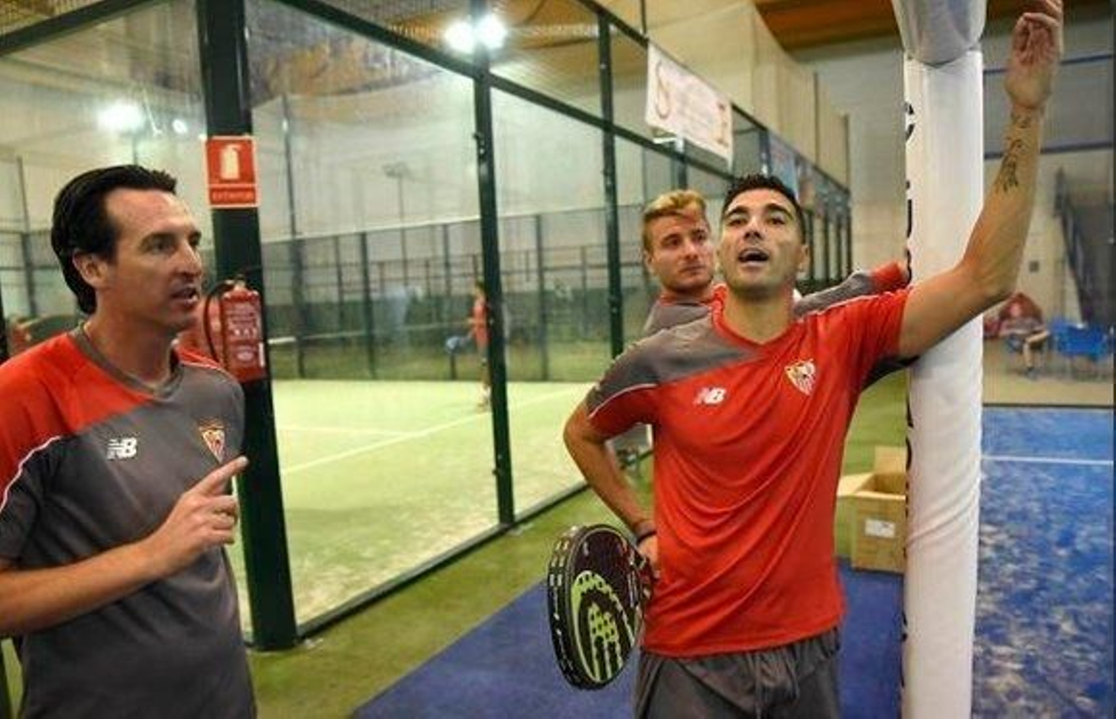 Pádel para reforzar al grupo