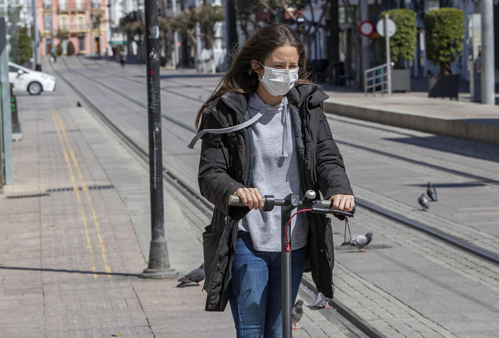 Imágenes del estado de alarma en San Fernando en este lunes