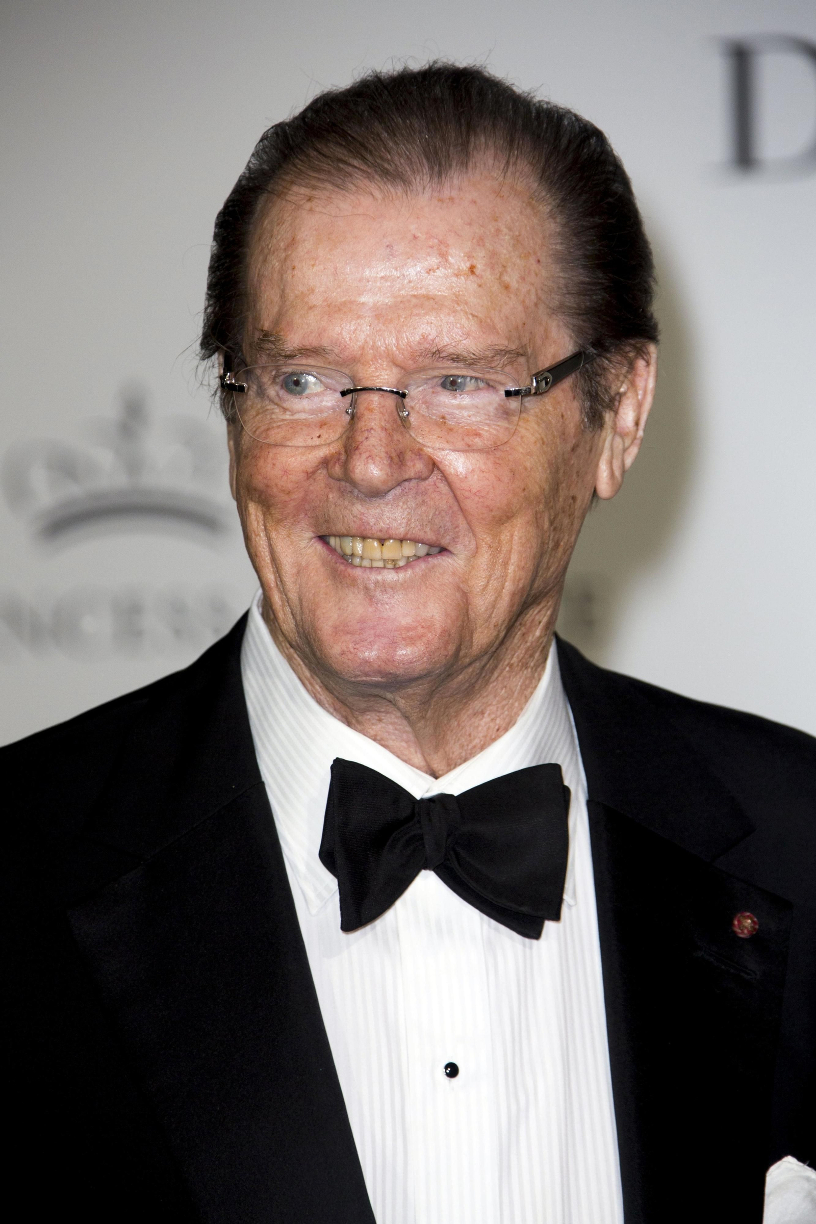 Roger Moore siempre será recordado como 'Agente 007' y 'El Santo'
