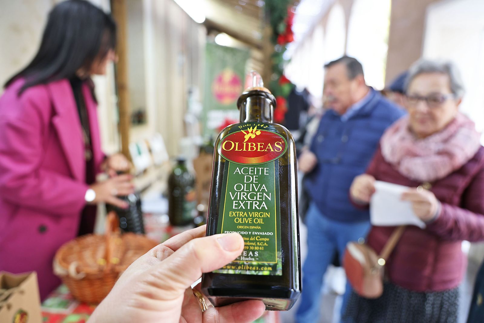 Imágenes de la XIV Muestra de Aceites, Quesos y Conservas en Aceite de la provincia de Huelva