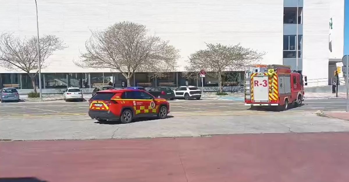 Herido un trabajador tras caer desde una altura de dos metros en una ...