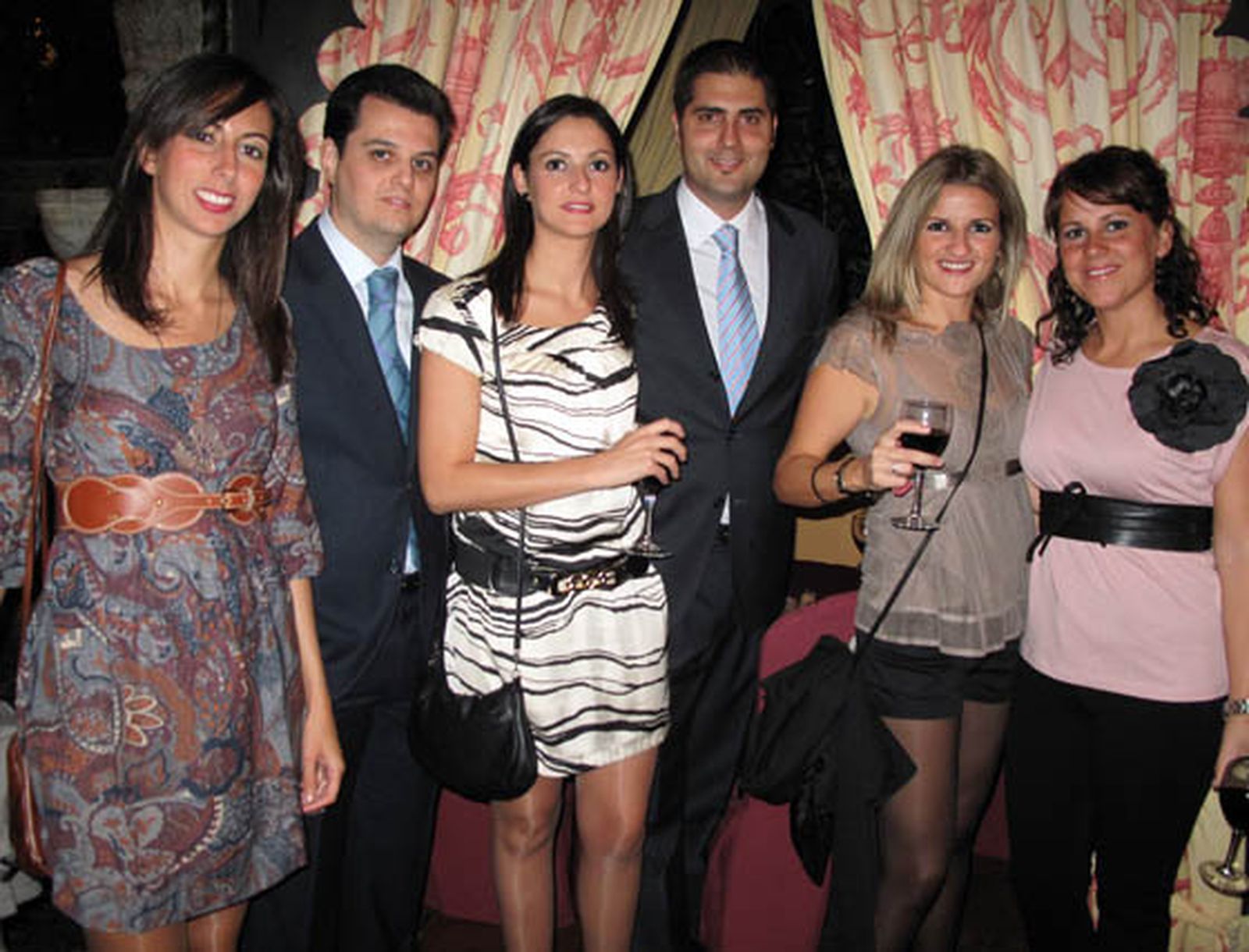 María Isabel Acosta, Pedro Yanes, Obdulia Esquinas, Juan Borrego, Marga Risoto y Lorena Pradas.

Foto: Victoria Ramírez