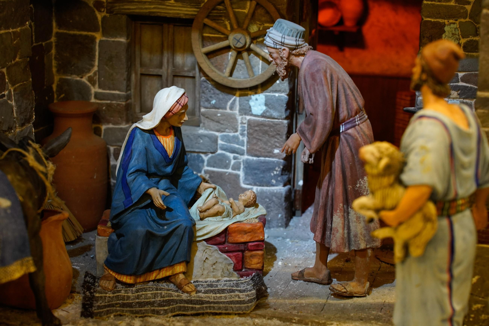 Fotos del Belén de la Asociación de Belenistas de Algeciras `Oro, Incienso y Mirra´, en la Sala del Mercado Hotel Garrido