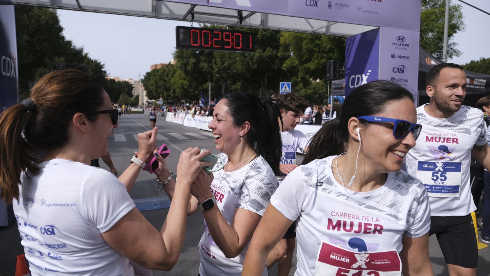 Imágenes de la Carrera de la Mujer 2023 en Almería