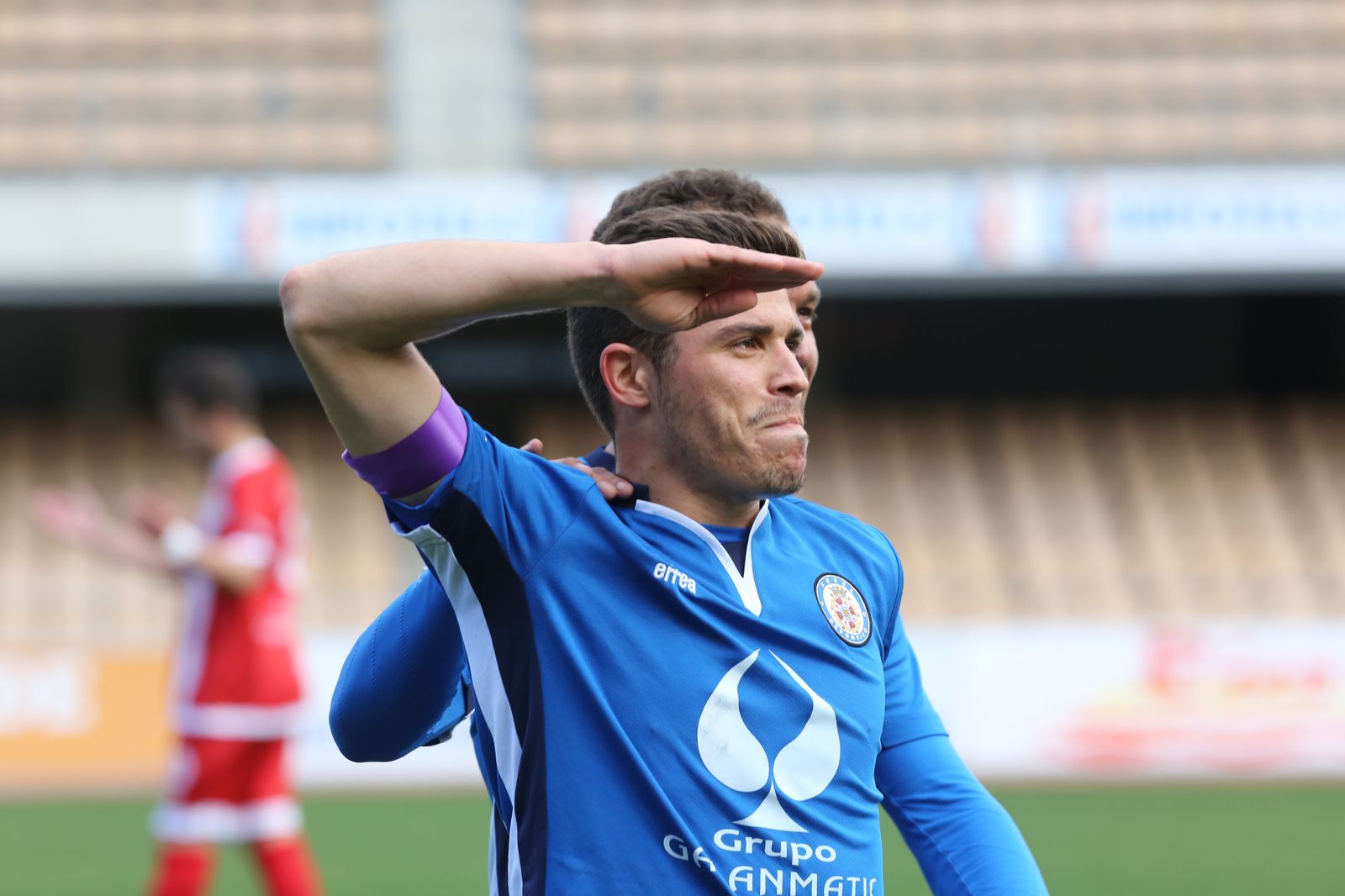 Álex Padilla, uno de los capitanes del XDFC, el primero en renovar.