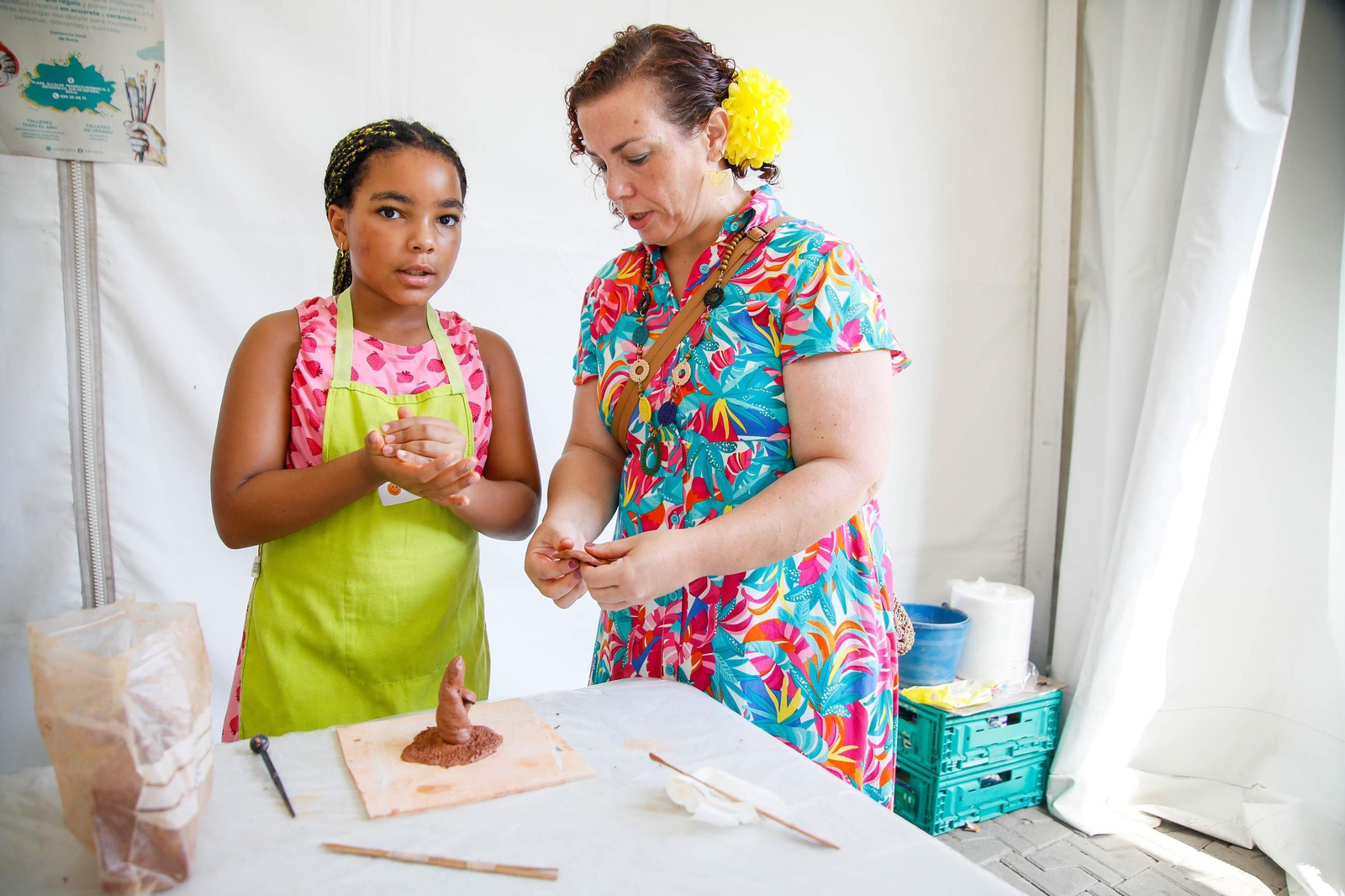 Los talleres infantiles de cerámica de 'Alfaralmería', en imágenes