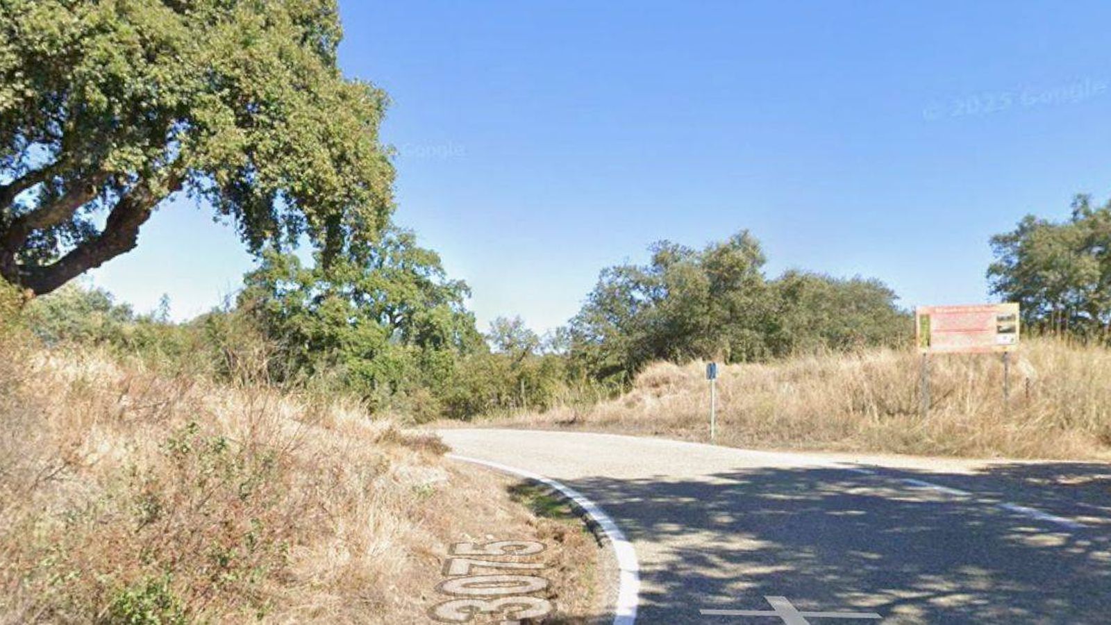 La A-3075, entre El Vacar y Posadas, recibirá una mejora en la señalización y protección para motoristas.