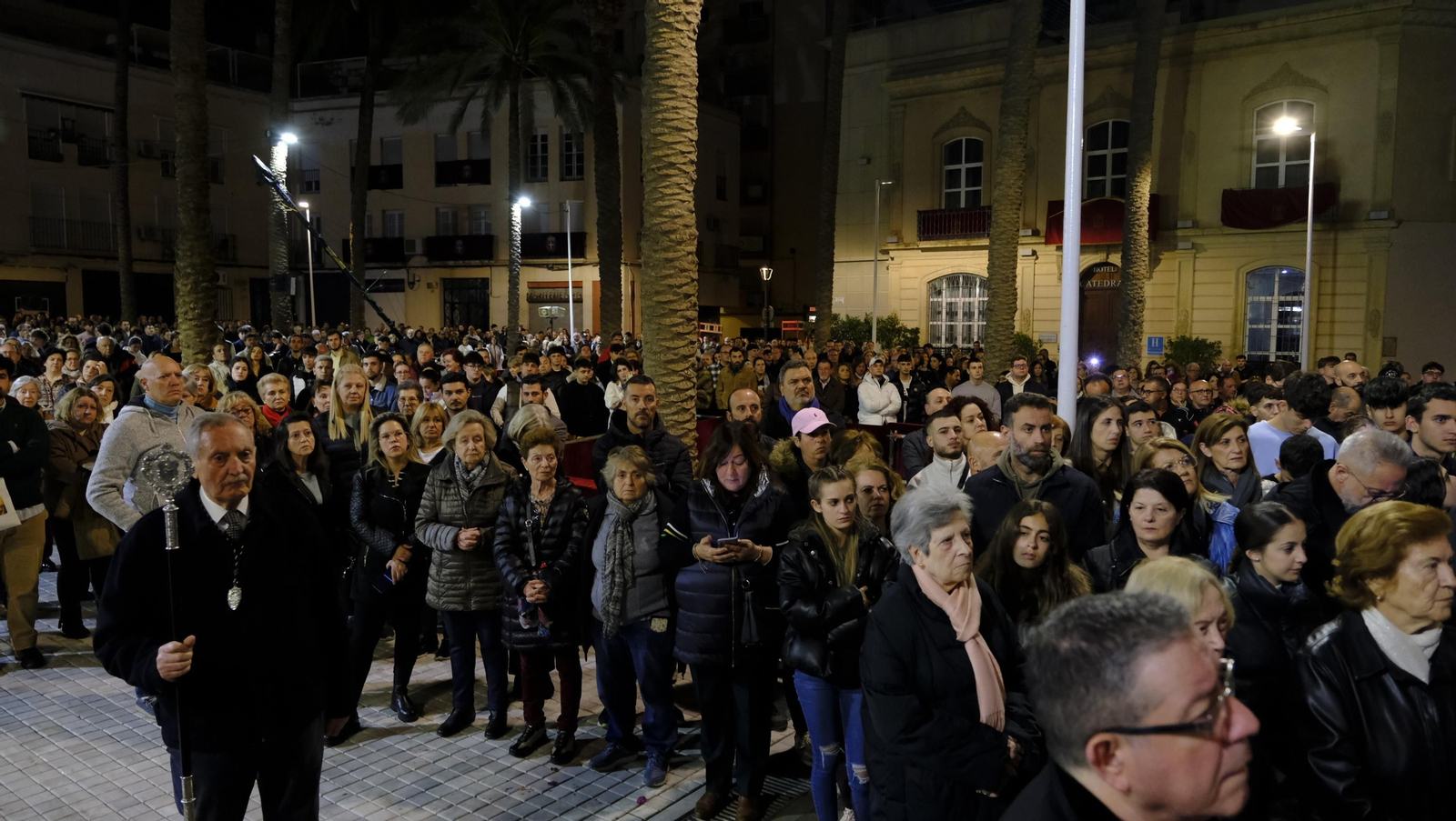 Las imágenes del Vía Crucis del Cristo de la Escucha