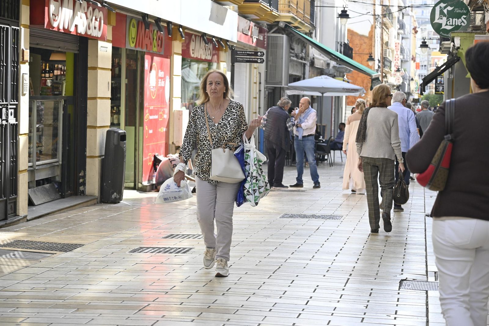 Imágenes de ambiente del jueves 24 de octubre en Huelva