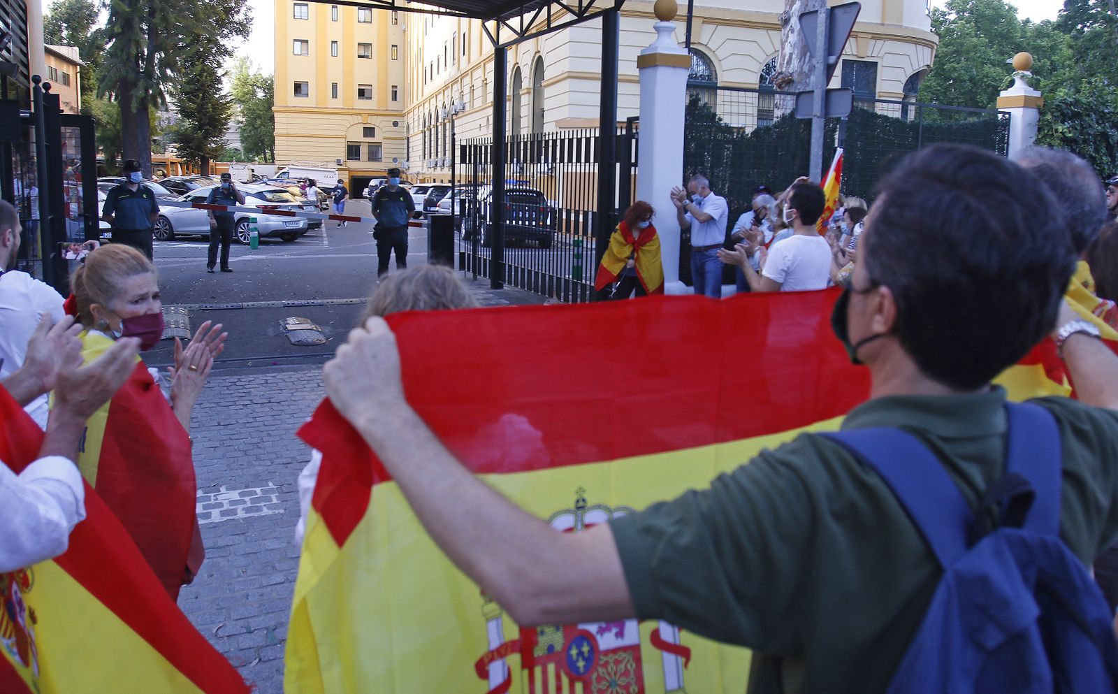 CONCENTRACION EN ERITAÑA EN FAVOR DE LA GUARDIA CIVIL