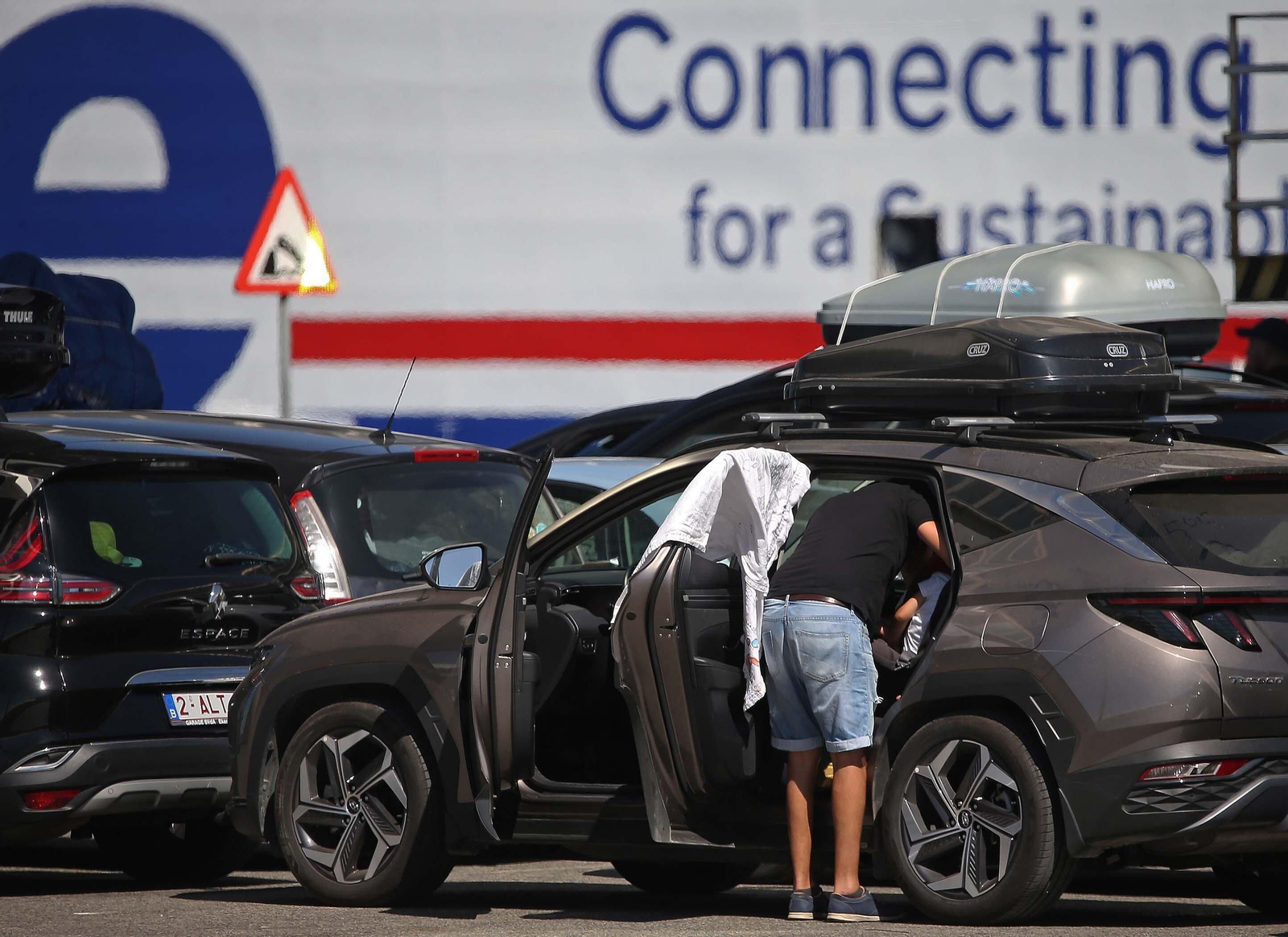 El primer mes de la Operación Paso del Estrecho en el puerto de Algeciras, en imágenes