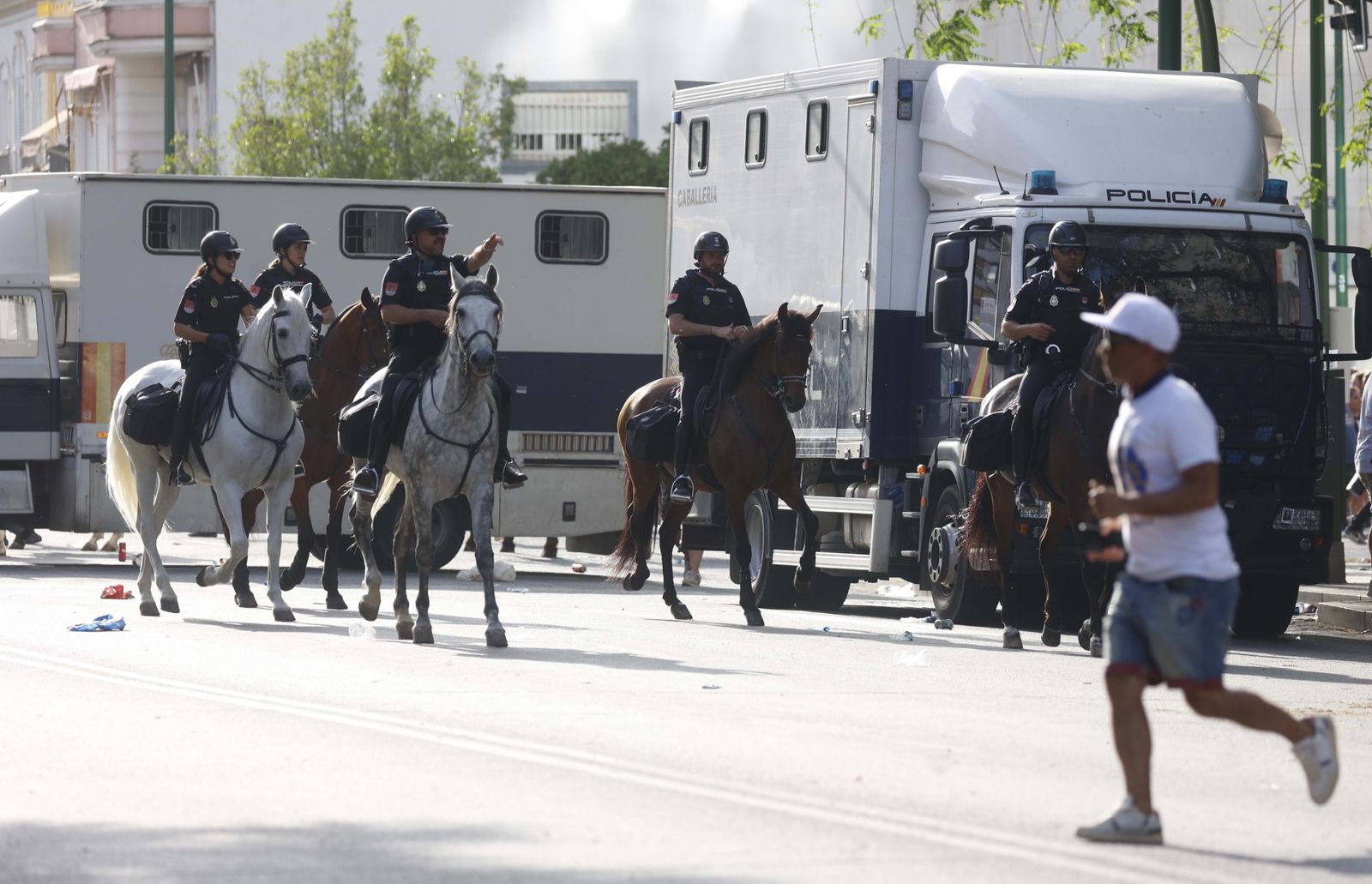Blindaje policial en los accesos al Sánchez Pizjuan