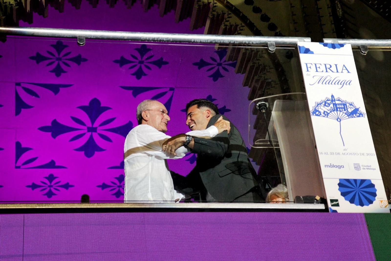El pregón de Javier Castillo en la Feria de Málaga, en imágenes