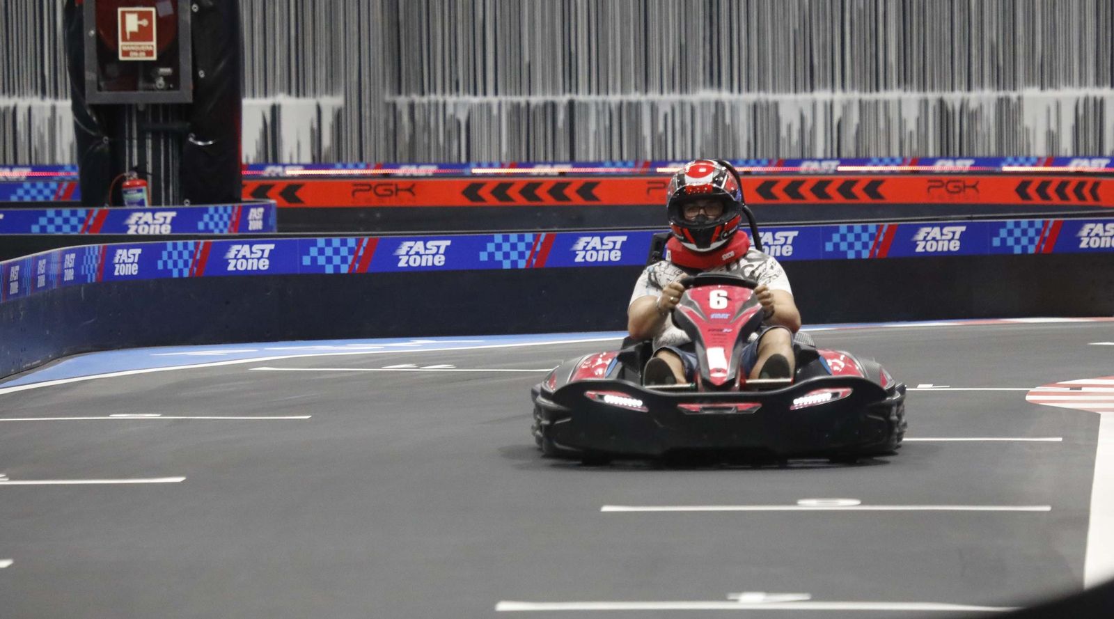 Las fotos de la inauguración del centro de ocio Ozone Bowling en Palmones