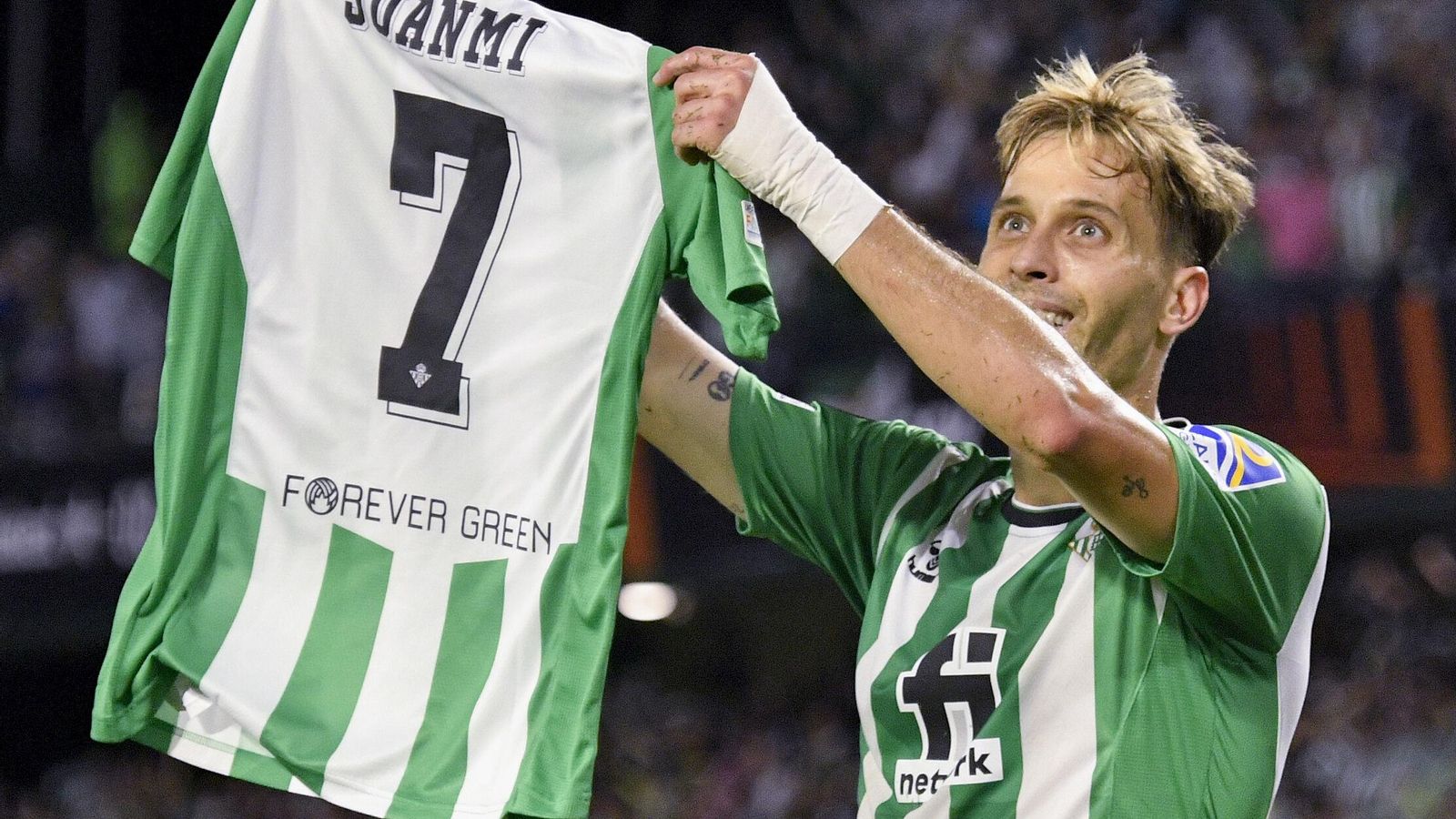 Canales dedica su gol ante el Ludogorests a Juanmi.