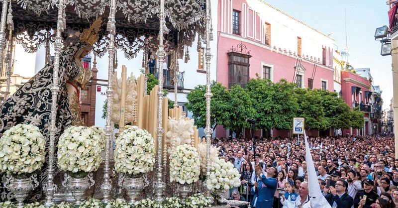 Martes Santo en Sevilla 2025: Una celebración de fe y tradición Martes Santo en Sevilla 2025: Una celebración de fe y tradición