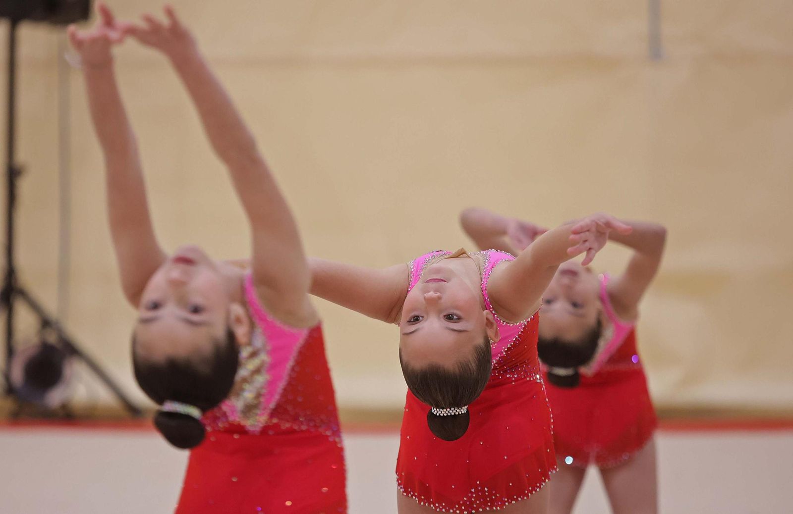 Las fotos del II Torneo de Primavera de Gimnasia Rítmica de Los Barrios