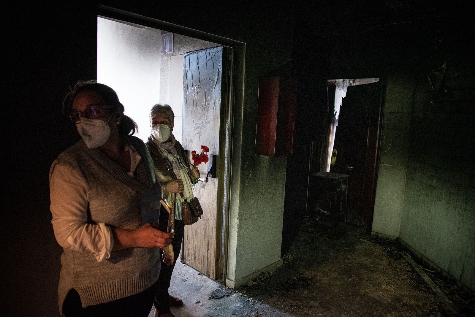 Imágenes del incendio en la plaza Corteconcepción de Huelva