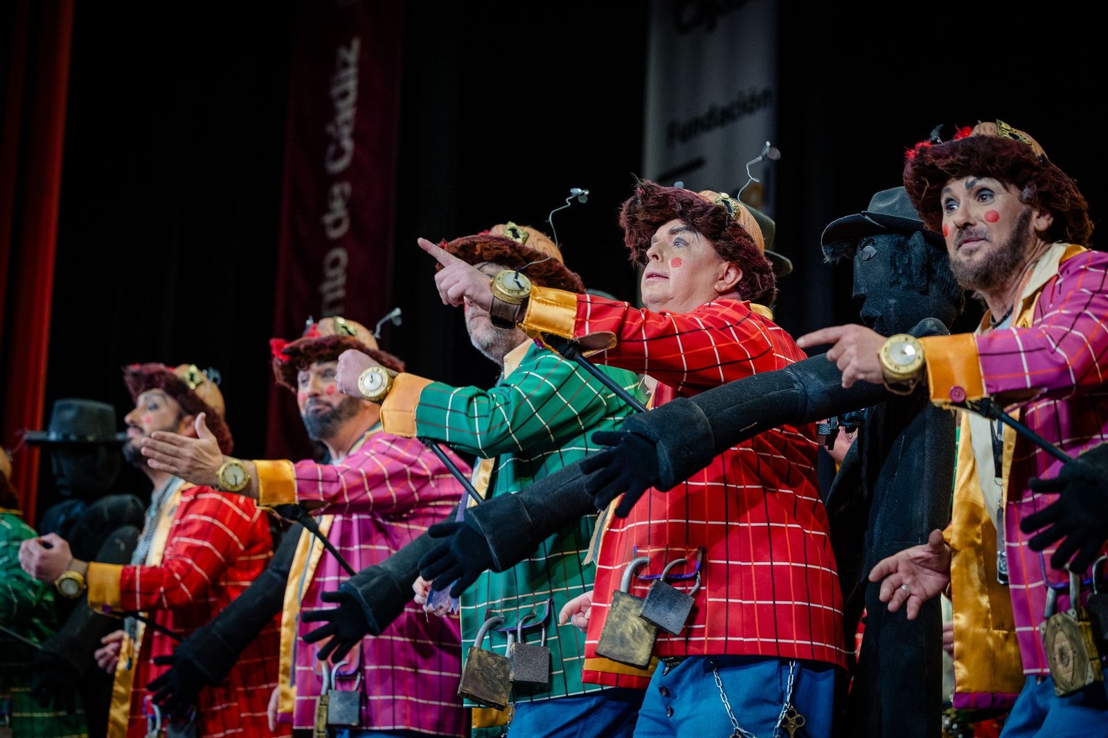 Búscate entre las mejores imágenes de la tercera semifinal del COAC 2026