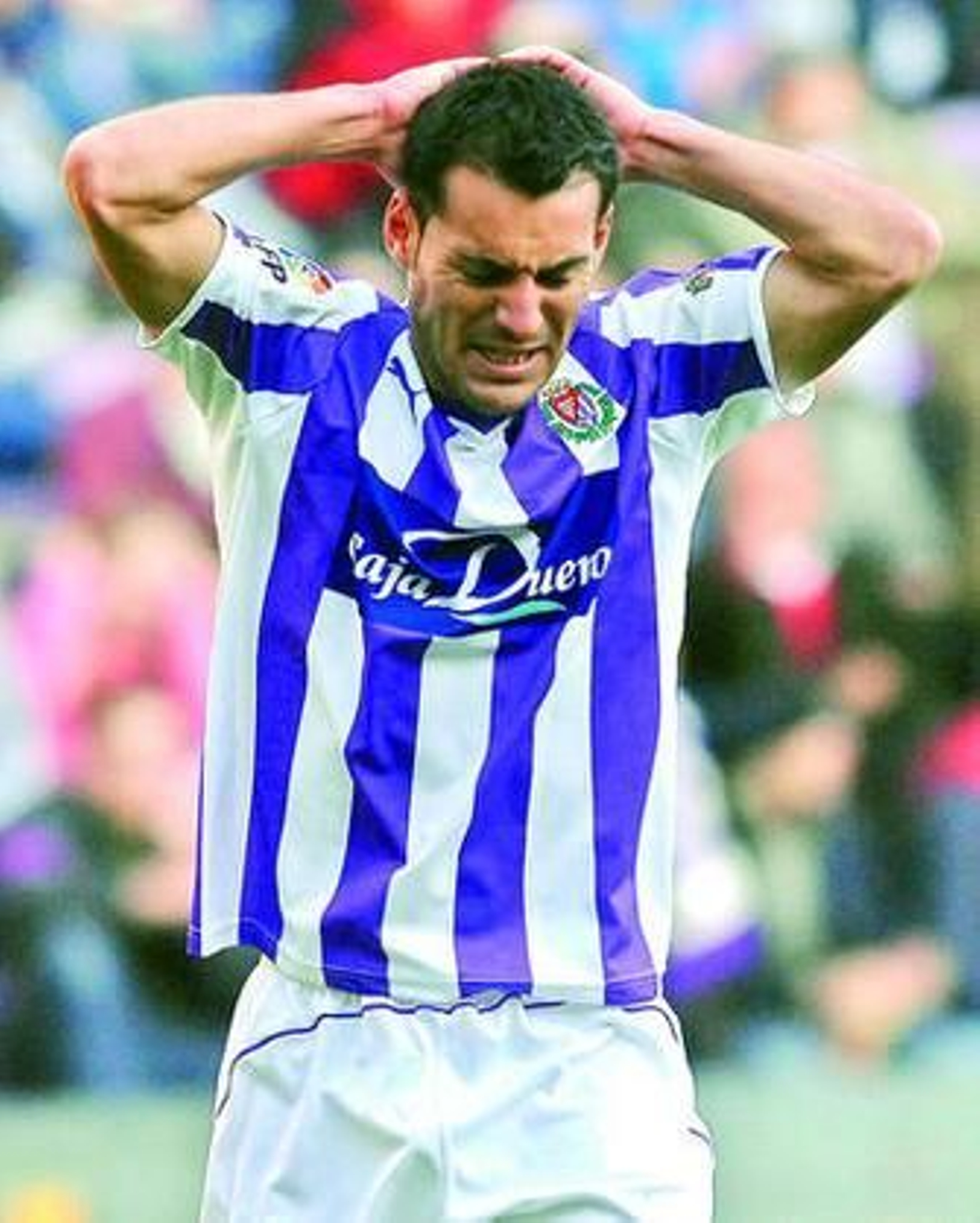 Jonathan Sesma se lamenta de una ocasión fallada.