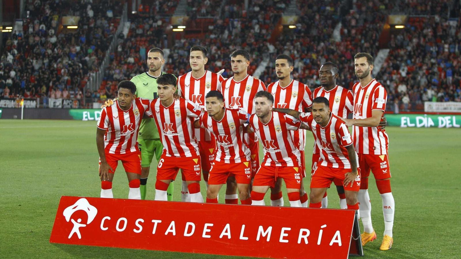 Once inicial del equipo rojiblanco en esta cita contra el Barcelona.