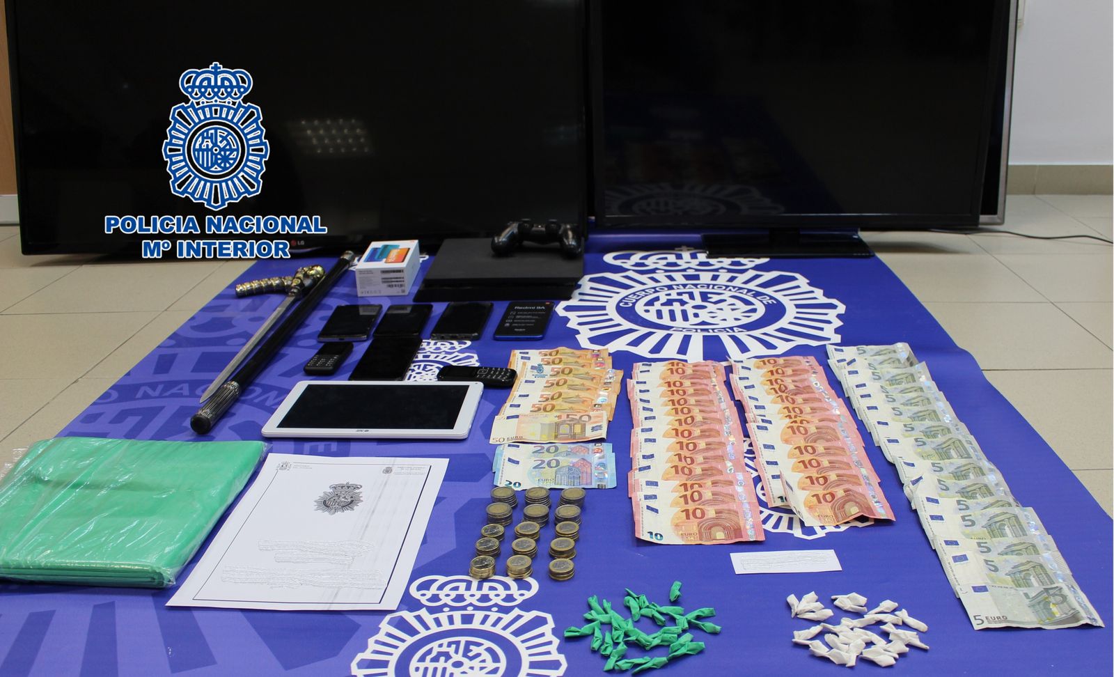 Material intervenido por la Policía Nacional.