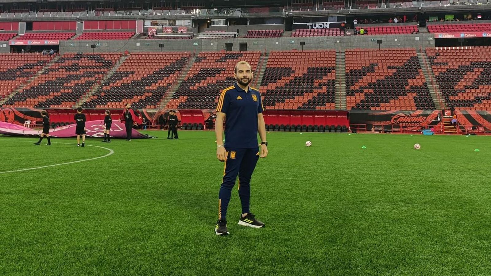 Carlos Marcos, en la visita de Tigres al Estadio Caliente del Club Tijuana.