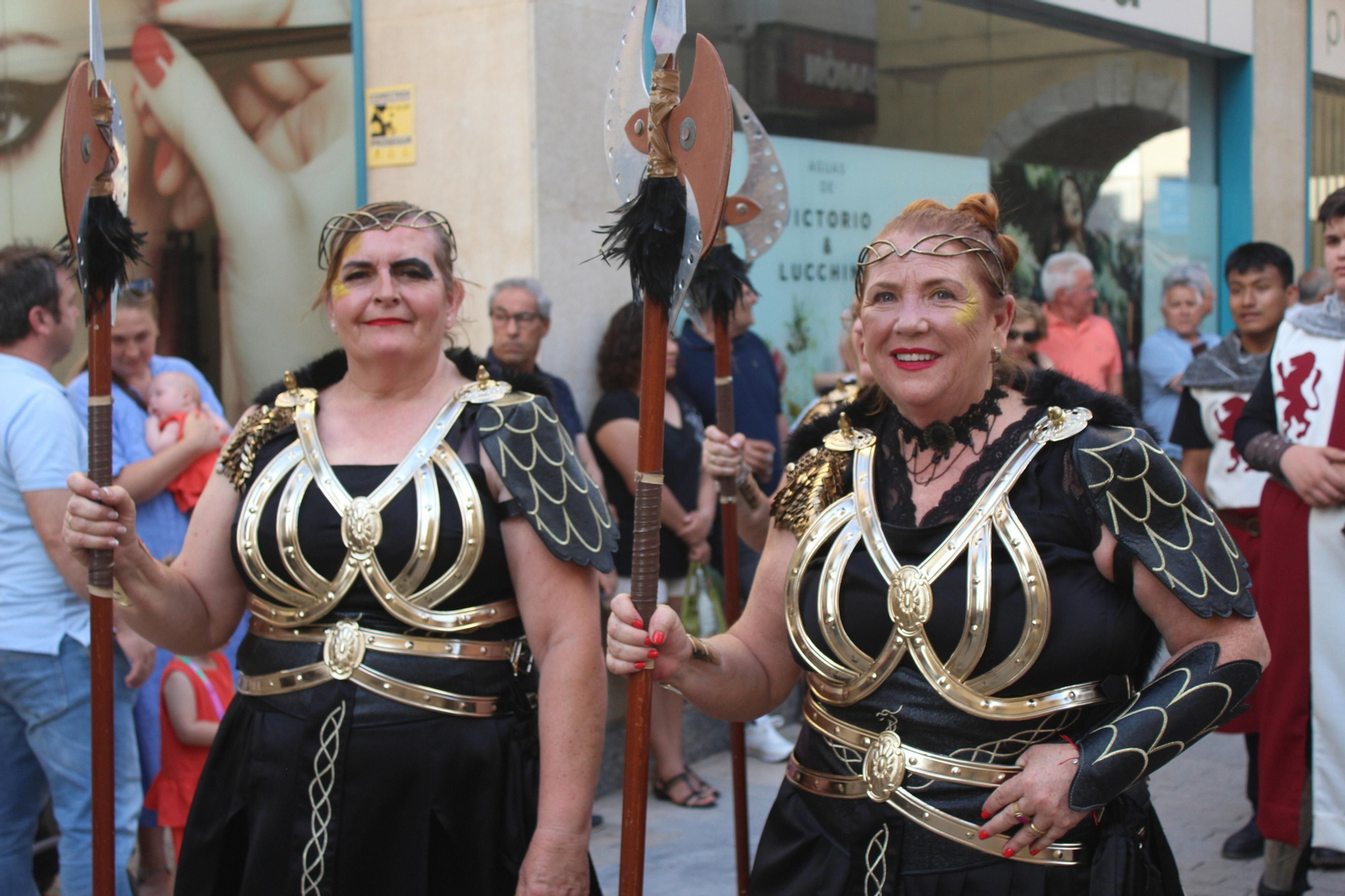 El desfile de Moros y Cristianos de Vera, en imágenes