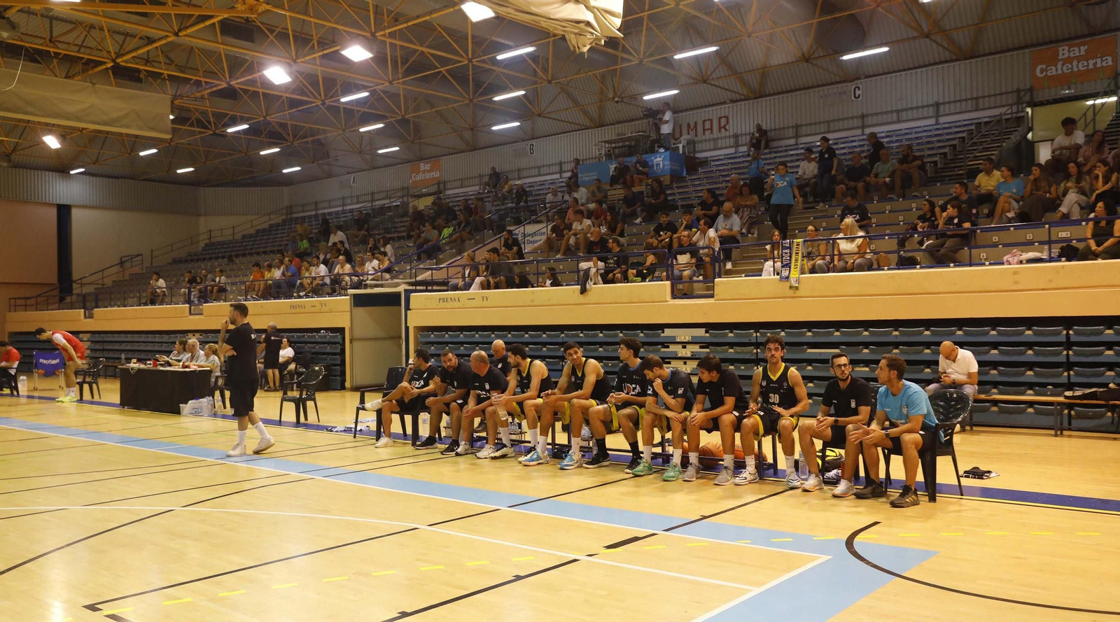Las fotos del Udea Algeciras - Caja 87 Sevilla de la Copa Diputación