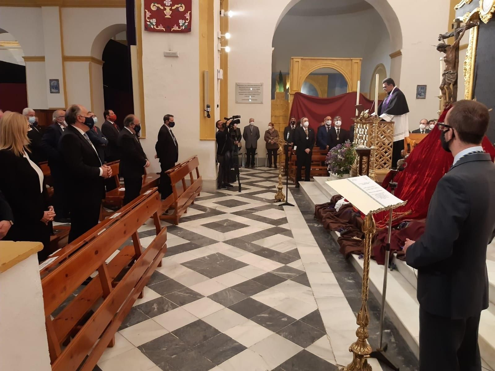 La eucaristía celebrada en el Vía Crucis del Consejo Local de Algeciras.