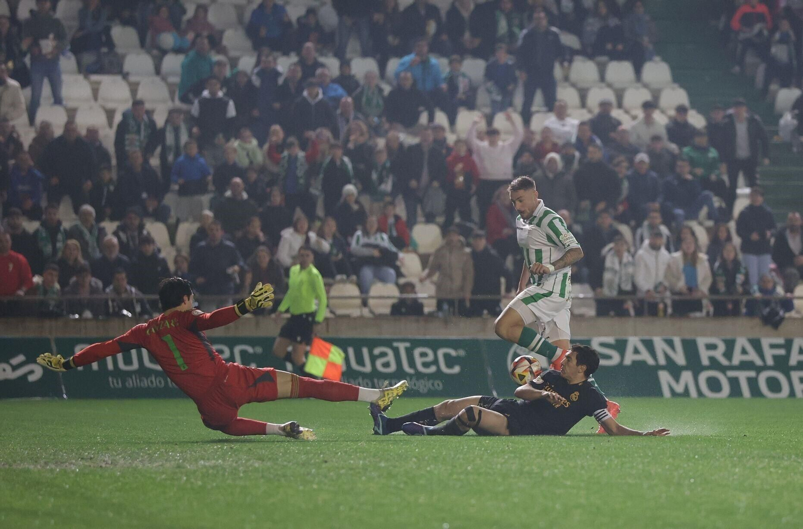 Las mejores fotos de la derrota del Córdoba CF ante el Real Madrid Castilla Las mejores fotos de la derrota del Córdoba CF ante el Real Madrid Castilla