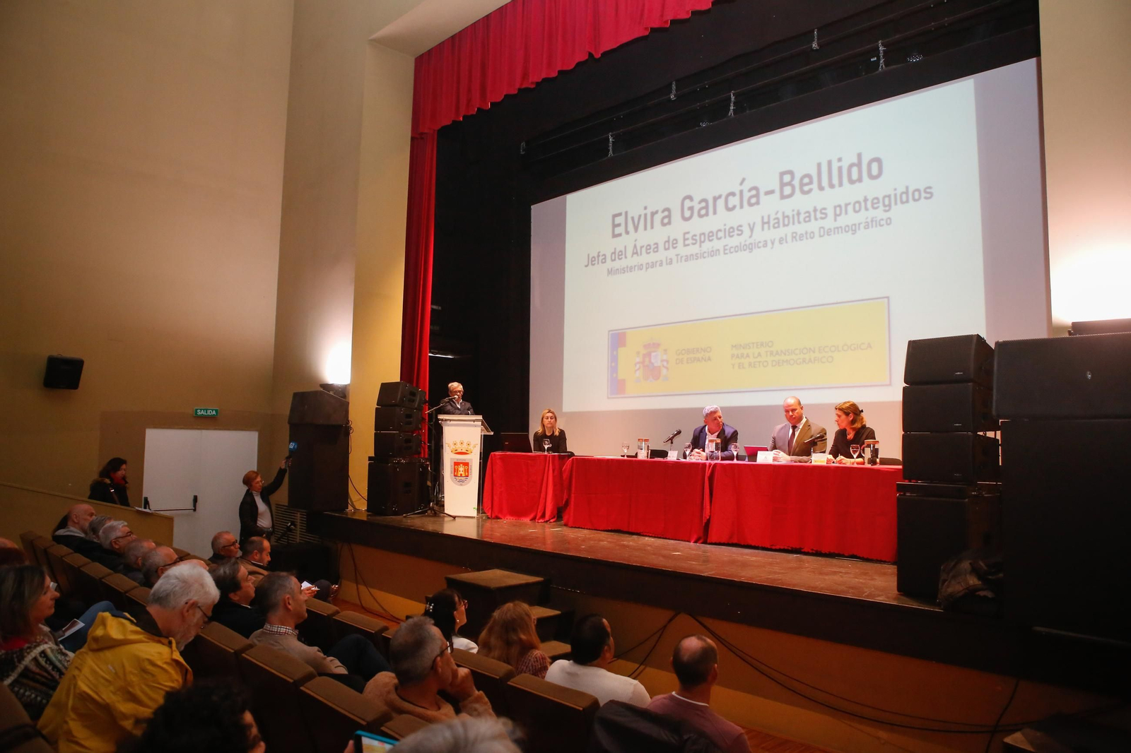 Las fotos de la jornada sobre el alga invasora en Tarifa