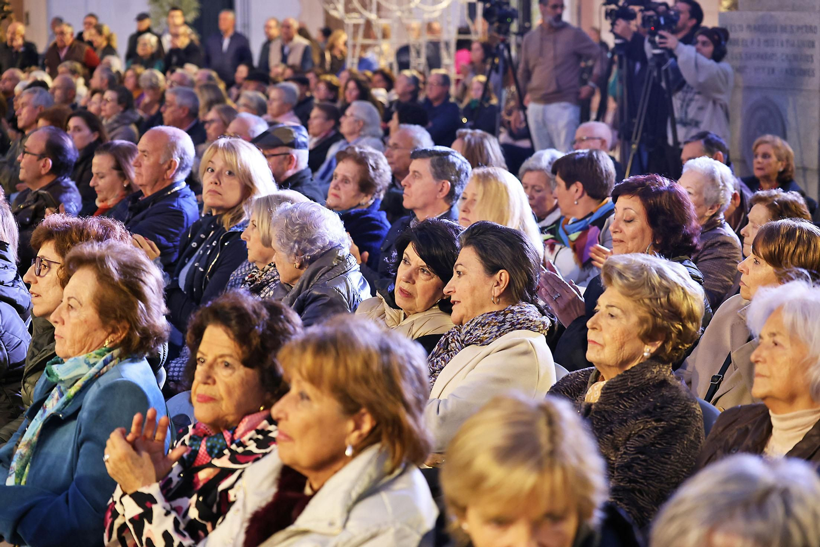 Imágenes de la inauguracion de la renovada Plaza de San Pedro