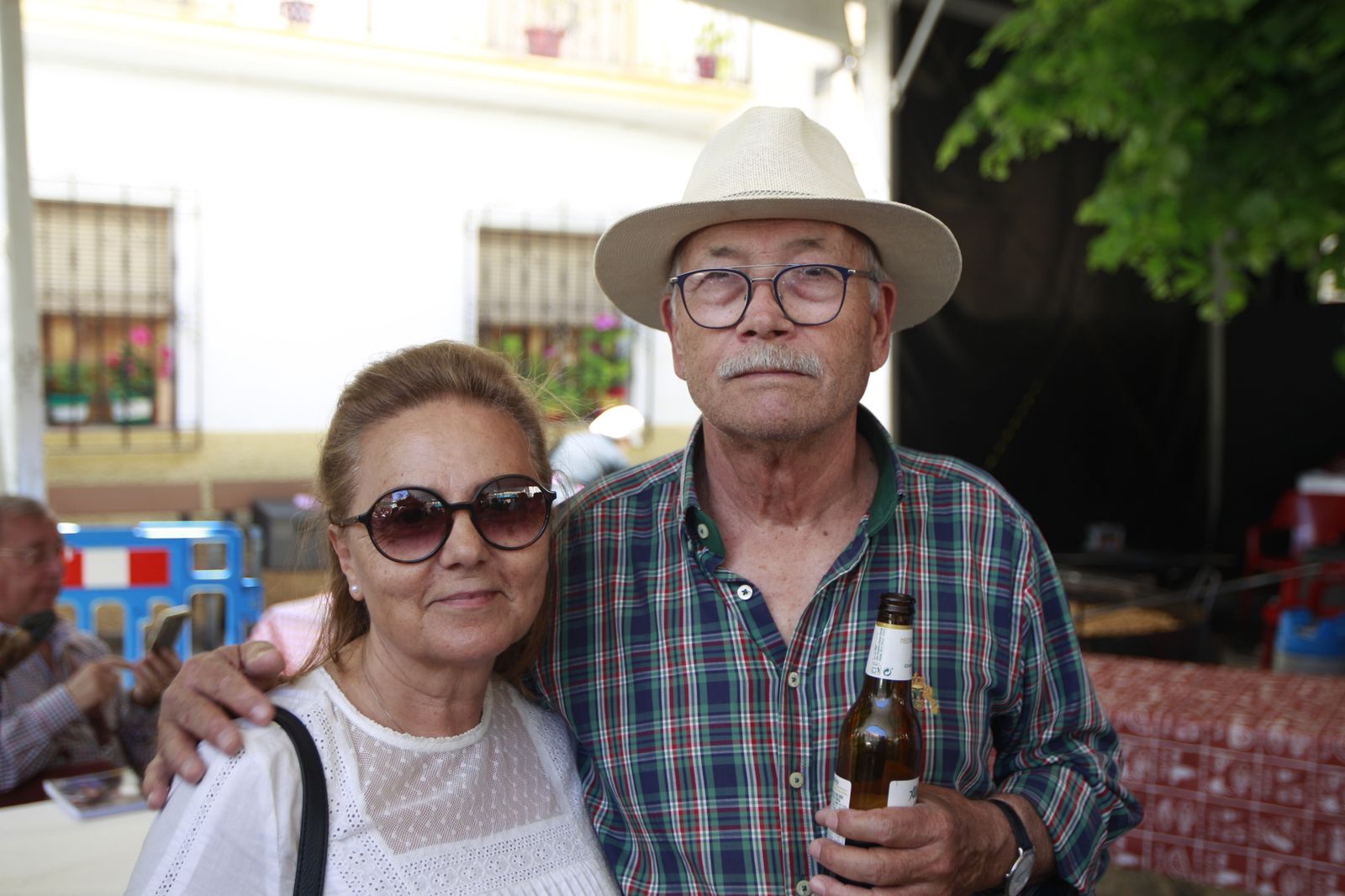 Imágenes de las Fiestas de Abrucena: concurso de mostos, encierro infantil y migas populares