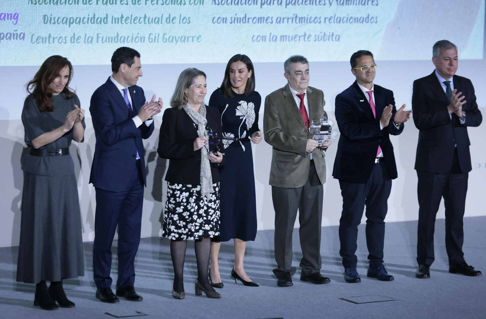Las imágenes de la reina Leticia en el congreso de enfermedades raras