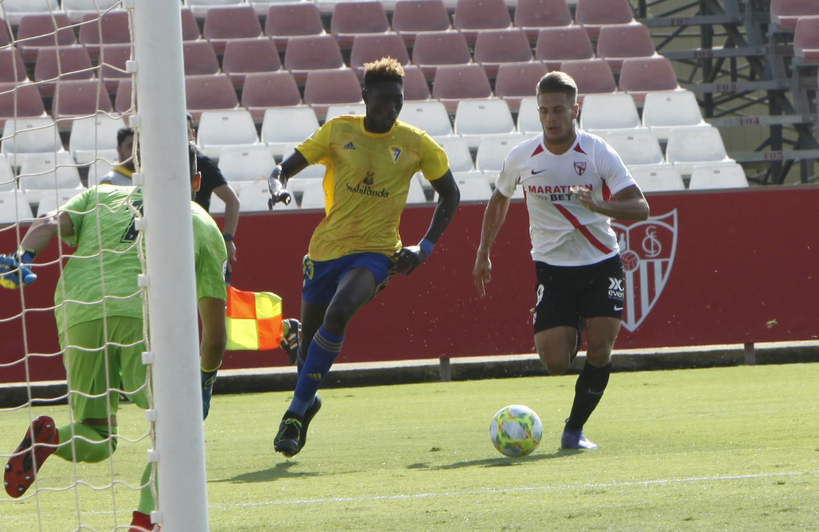 El sevillista Pana, la pasada jornada ante el Cádiz B.