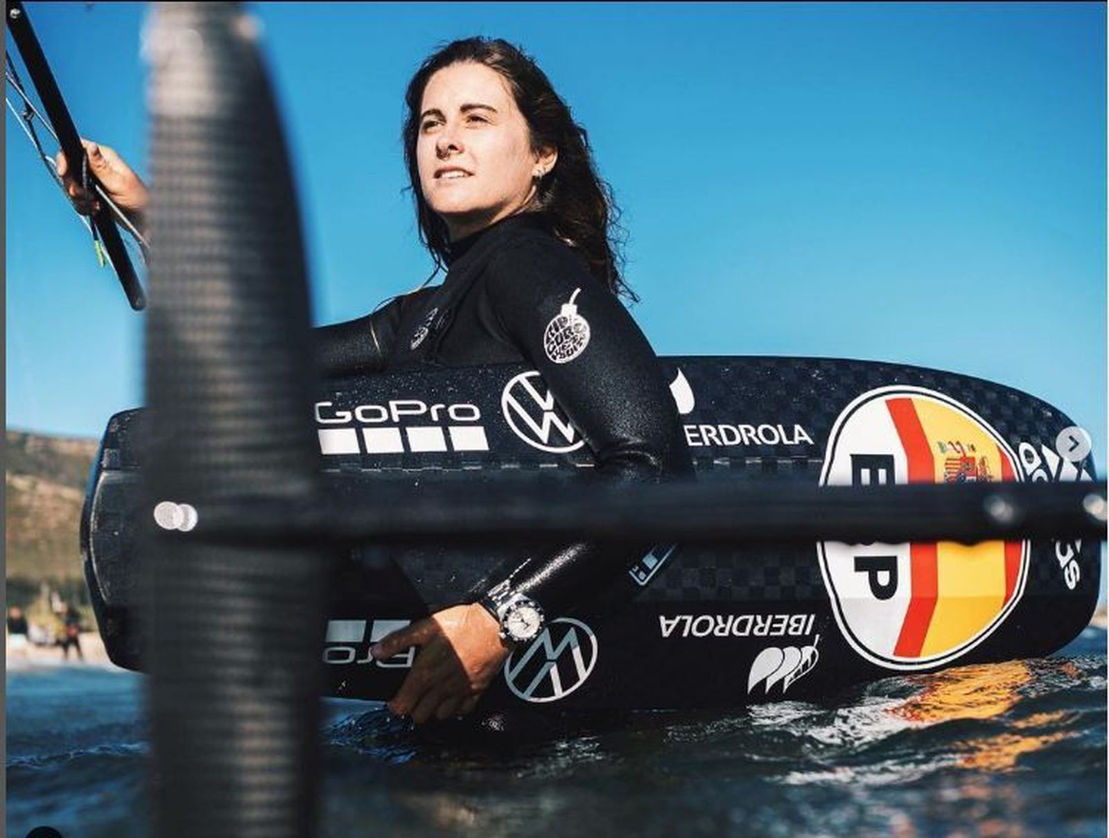 La kitersurfista tarifeña Gisela Pulido