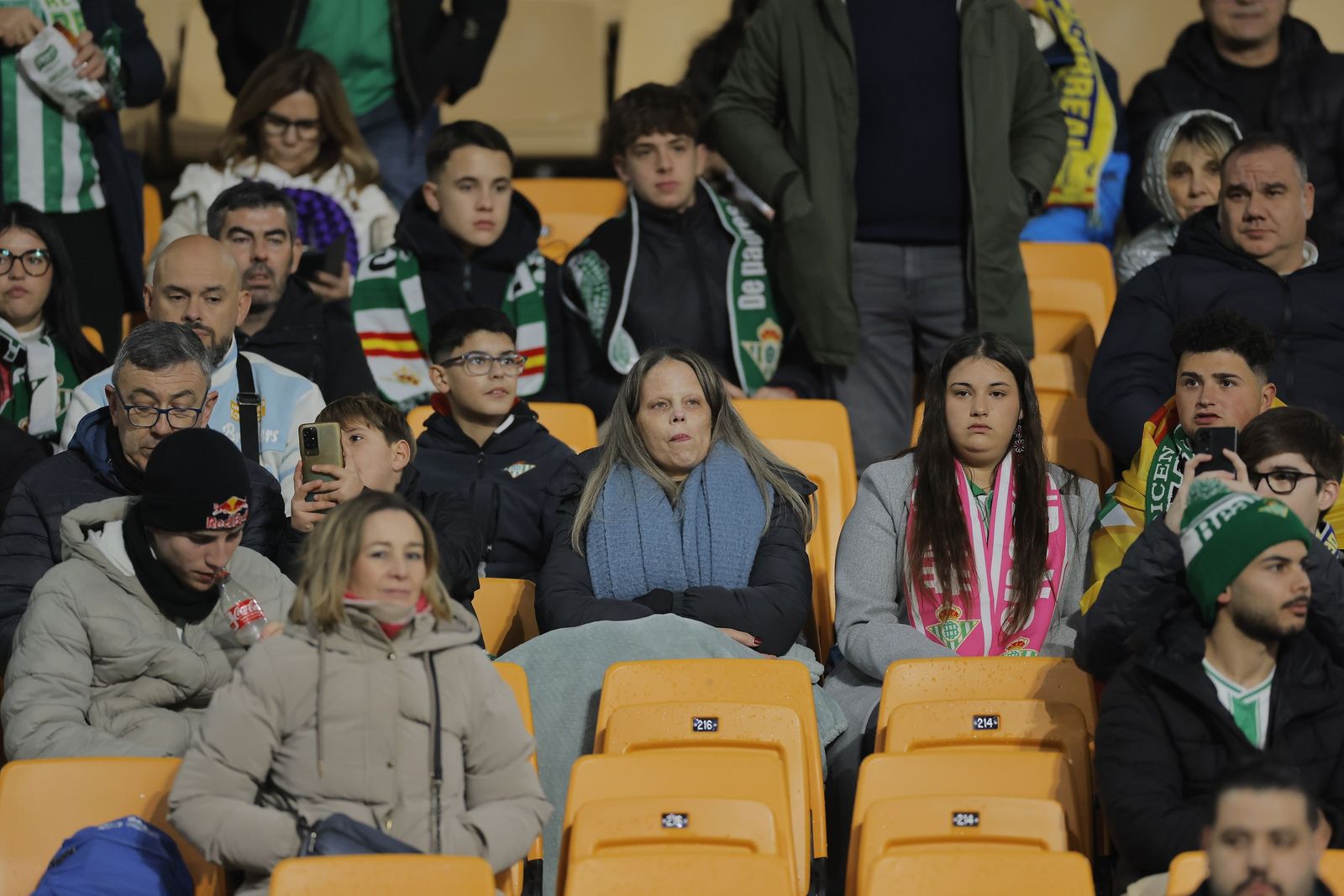 Búscate en las fotos del Betis - Villarreal