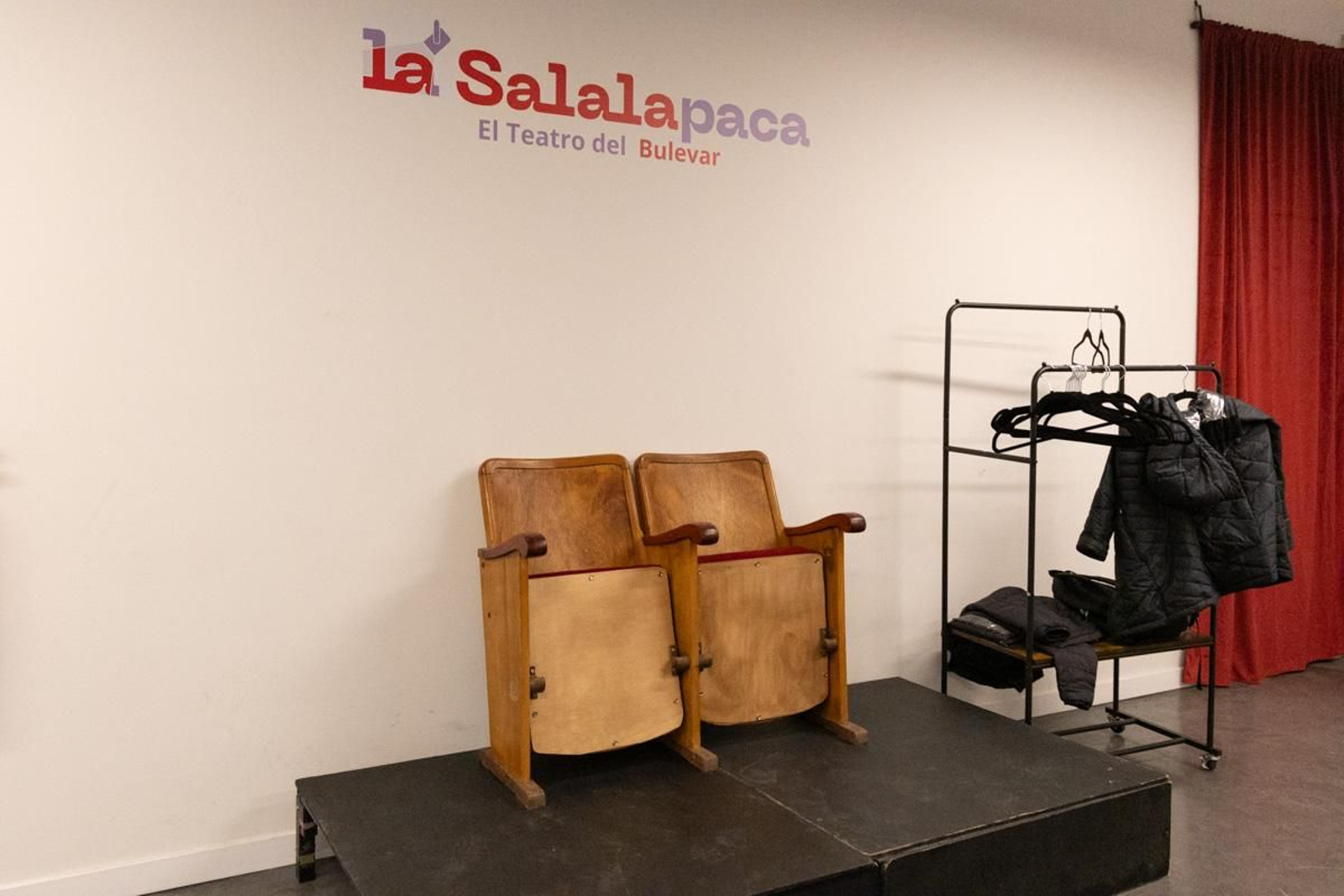 La Inteligencia Artificial, una heramienta clave para interactuar con la exposición 'Martirios Domésticos' de Esther Gámez La Inteligencia Artificial, una heramienta clave para interactuar con la exposición 'Martirios Domésticos' de Esther Gámez